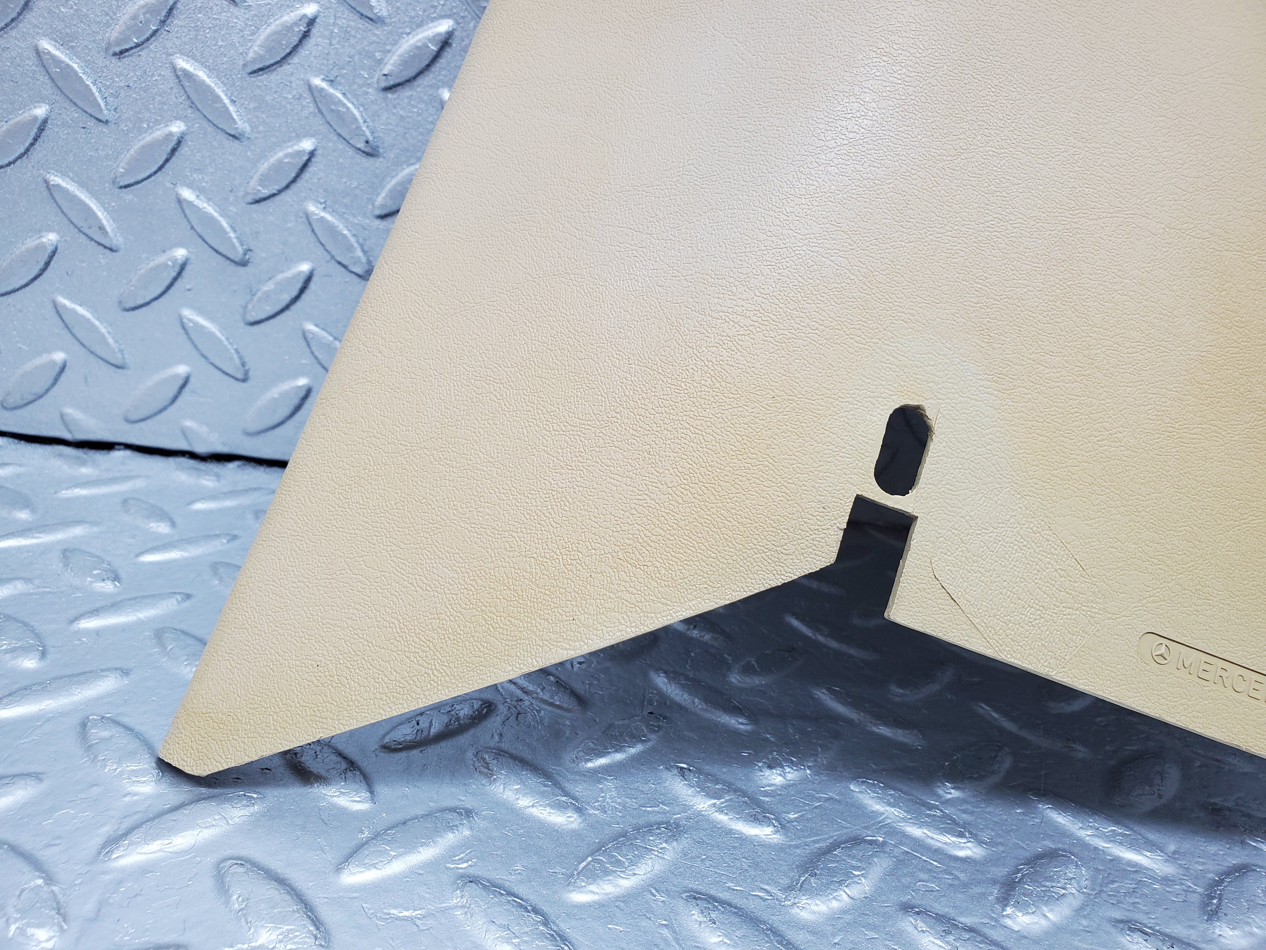 1063 Mercedes-Benz C123 230CE Coupe Front Right Kick Panel Beige 1236881206