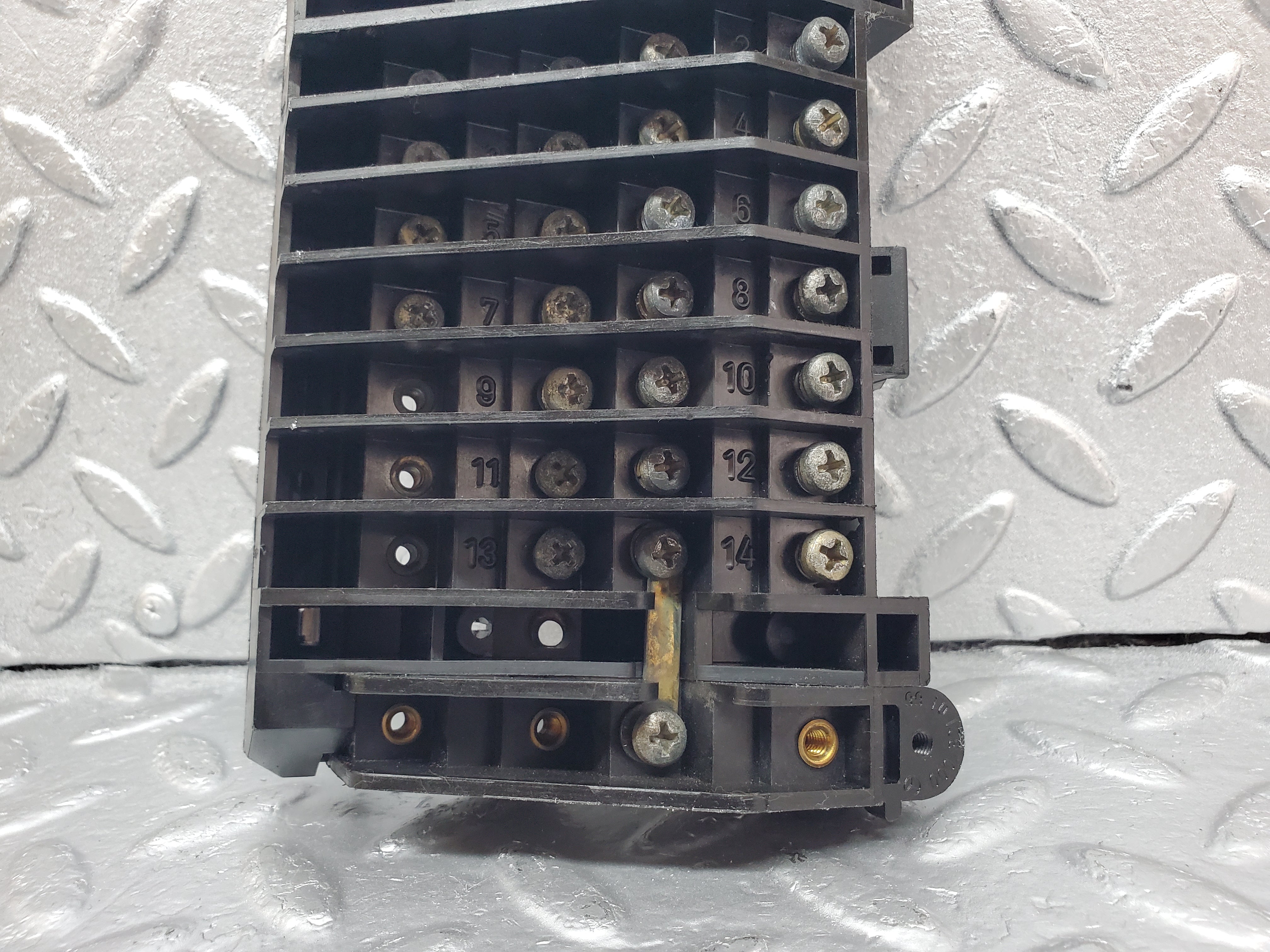 1119 Mercedes-Benz C123 230CE Coupe Fuse Box 1235400650