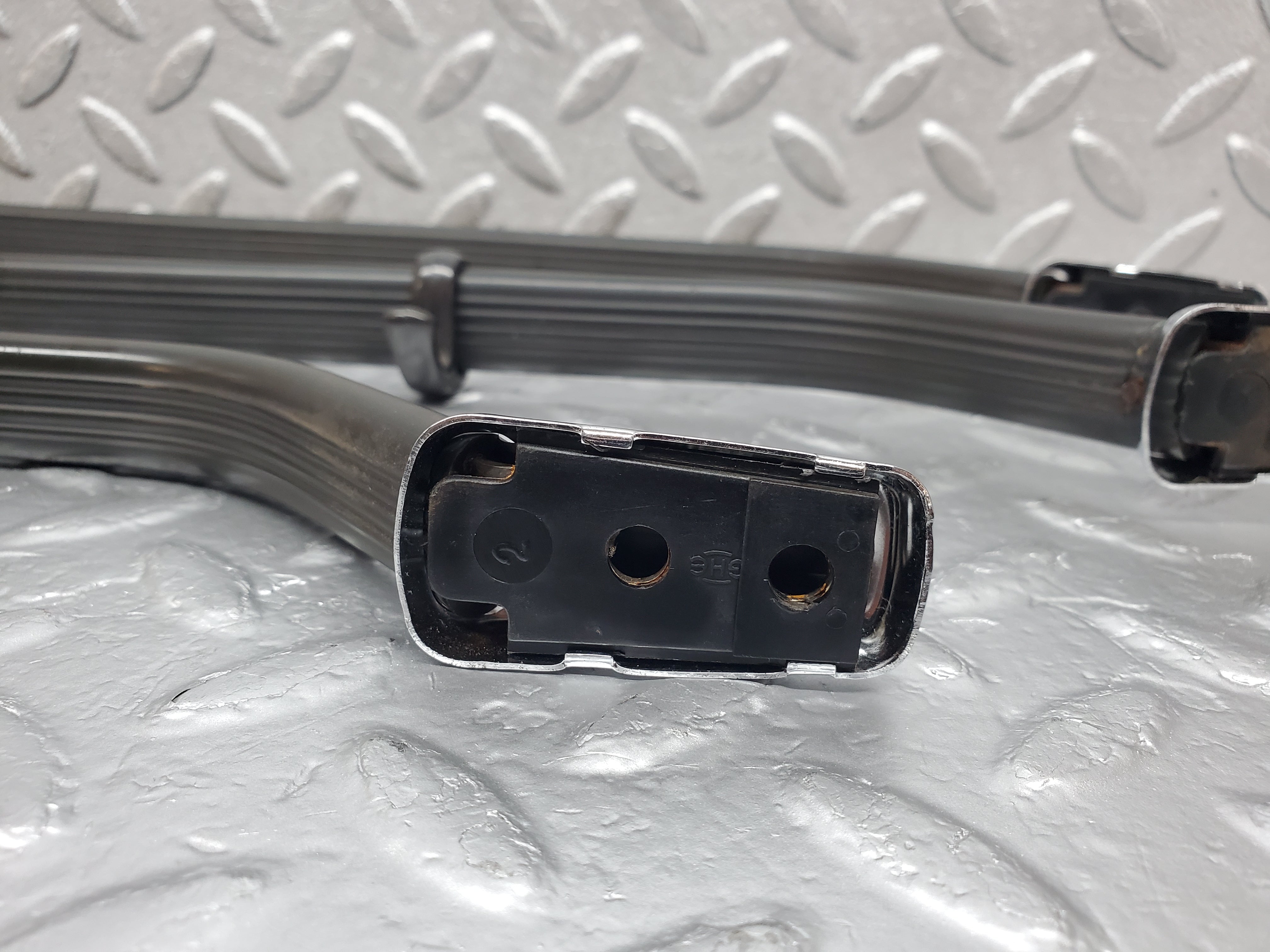 1154 Mercedes-Benz W108 280SE Interior Roof Grab Handle Set Beige