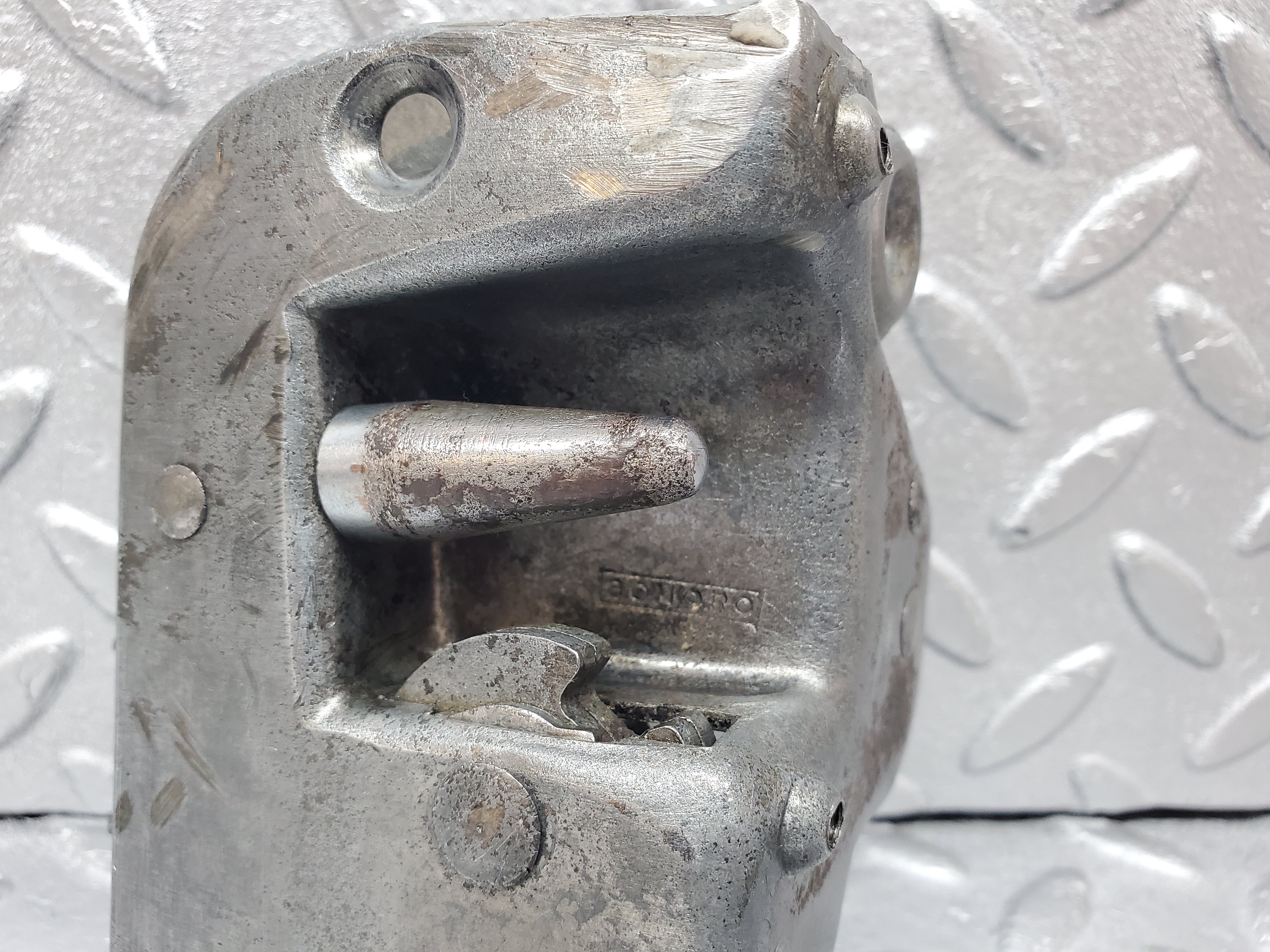 1166 Mercedes-Benz W108 280SE Rear Left Door Lock Mechanism