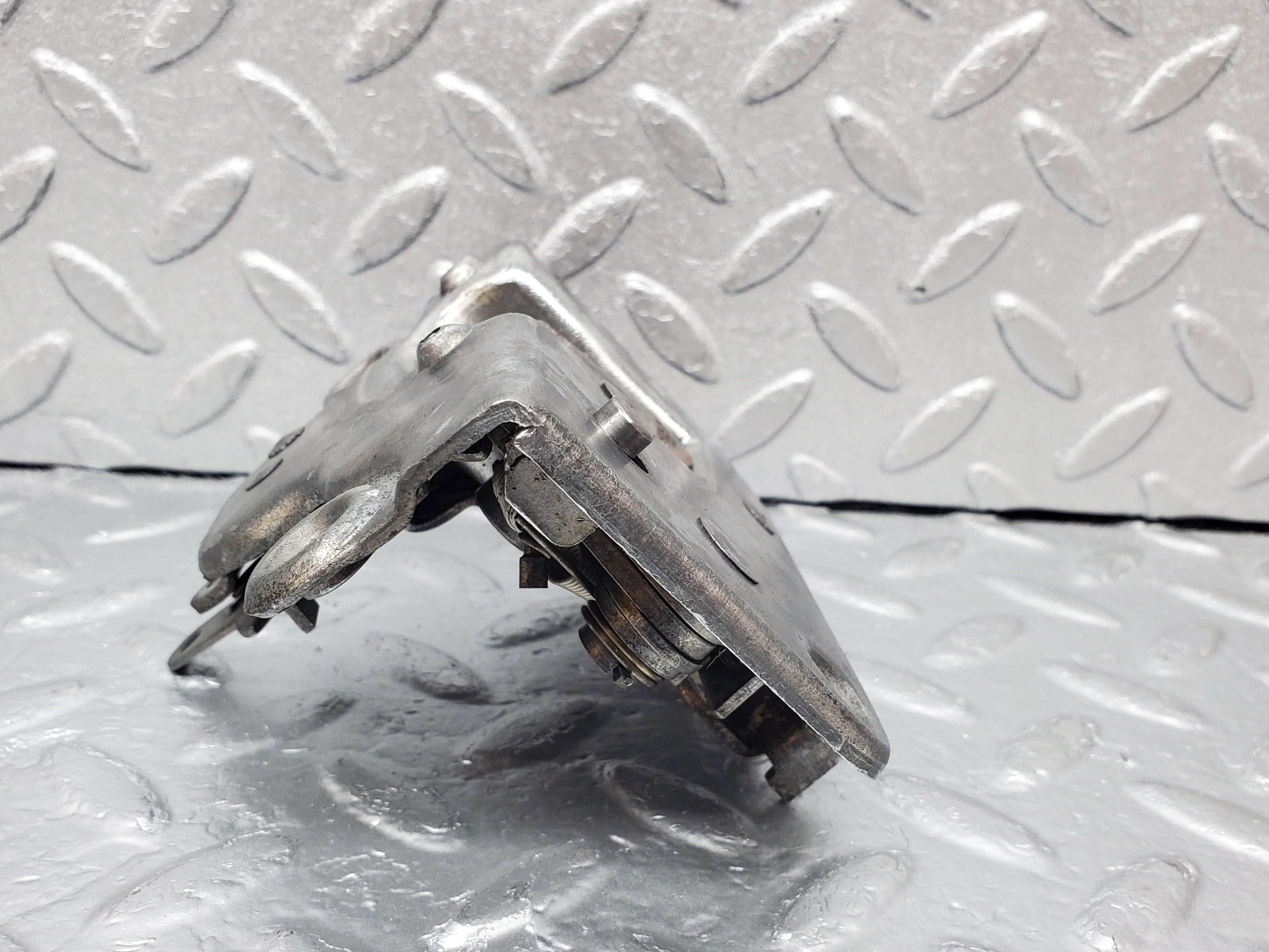 1167 Mercedes-Benz W108 280SE Rear Right Door Lock Mechanism