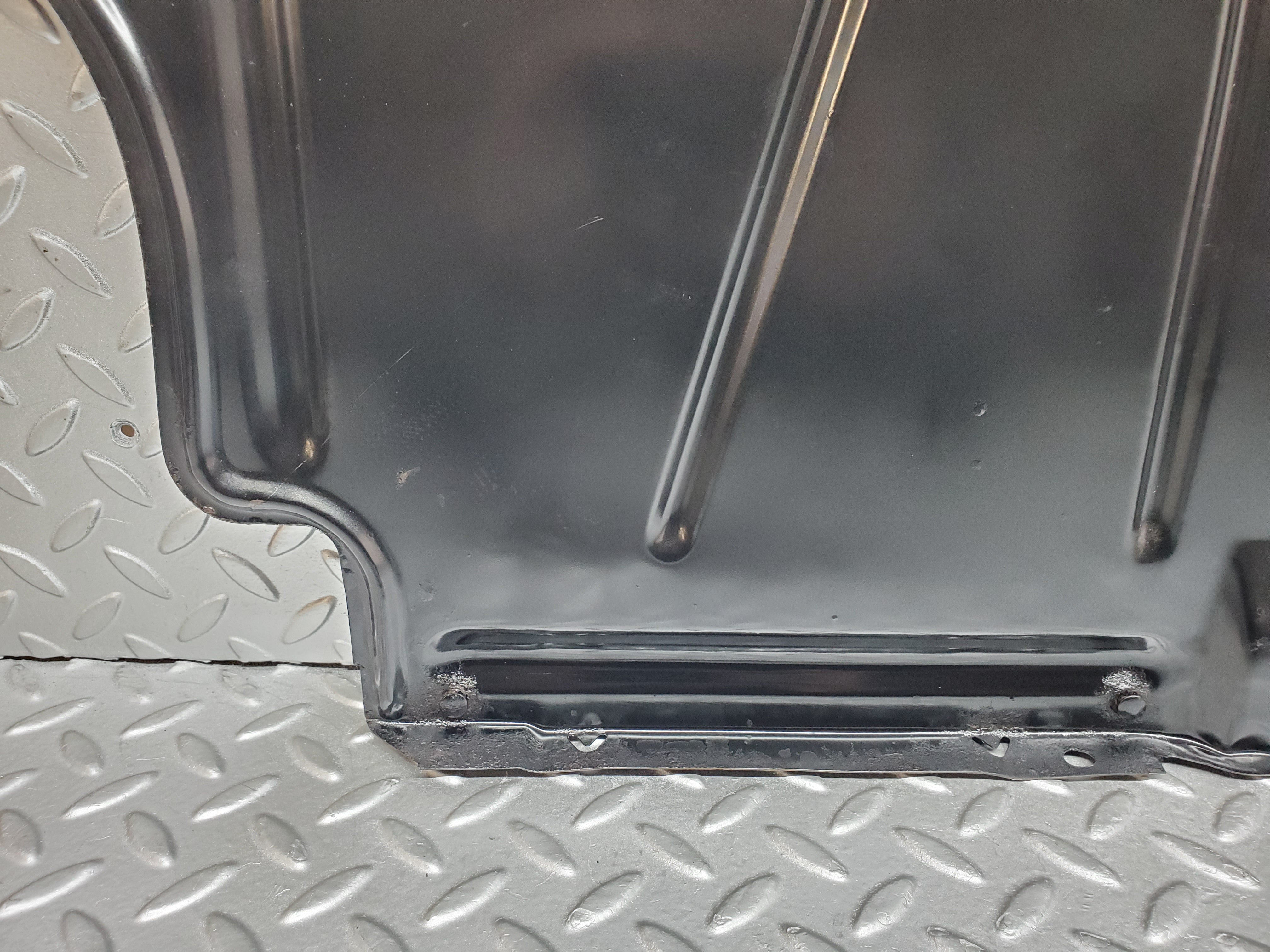 1116 Mercedes-Benz C123 230CE Coupe Fuel Tank Cover Plate