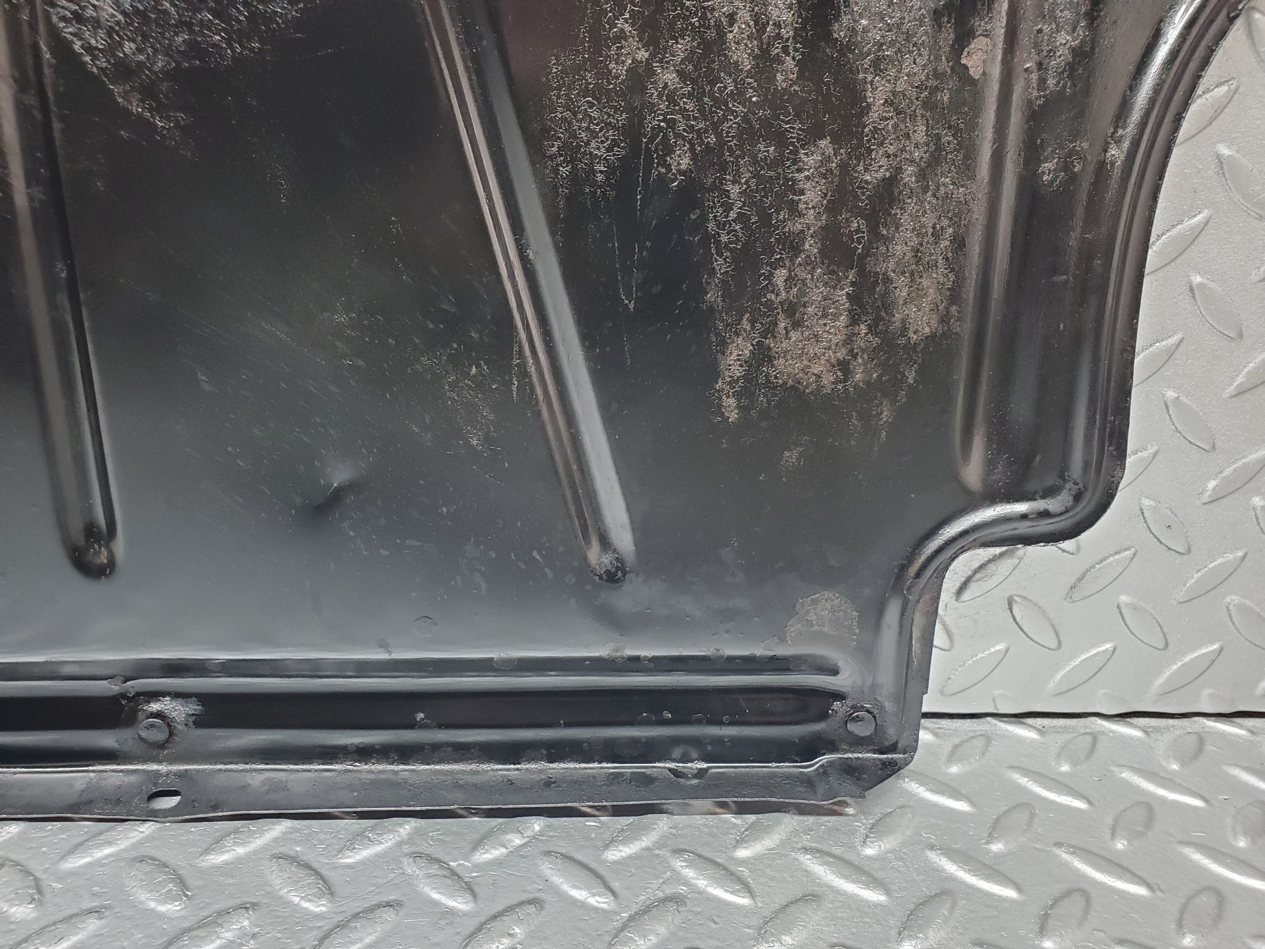 1116 Mercedes-Benz C123 230CE Coupe Fuel Tank Cover Plate