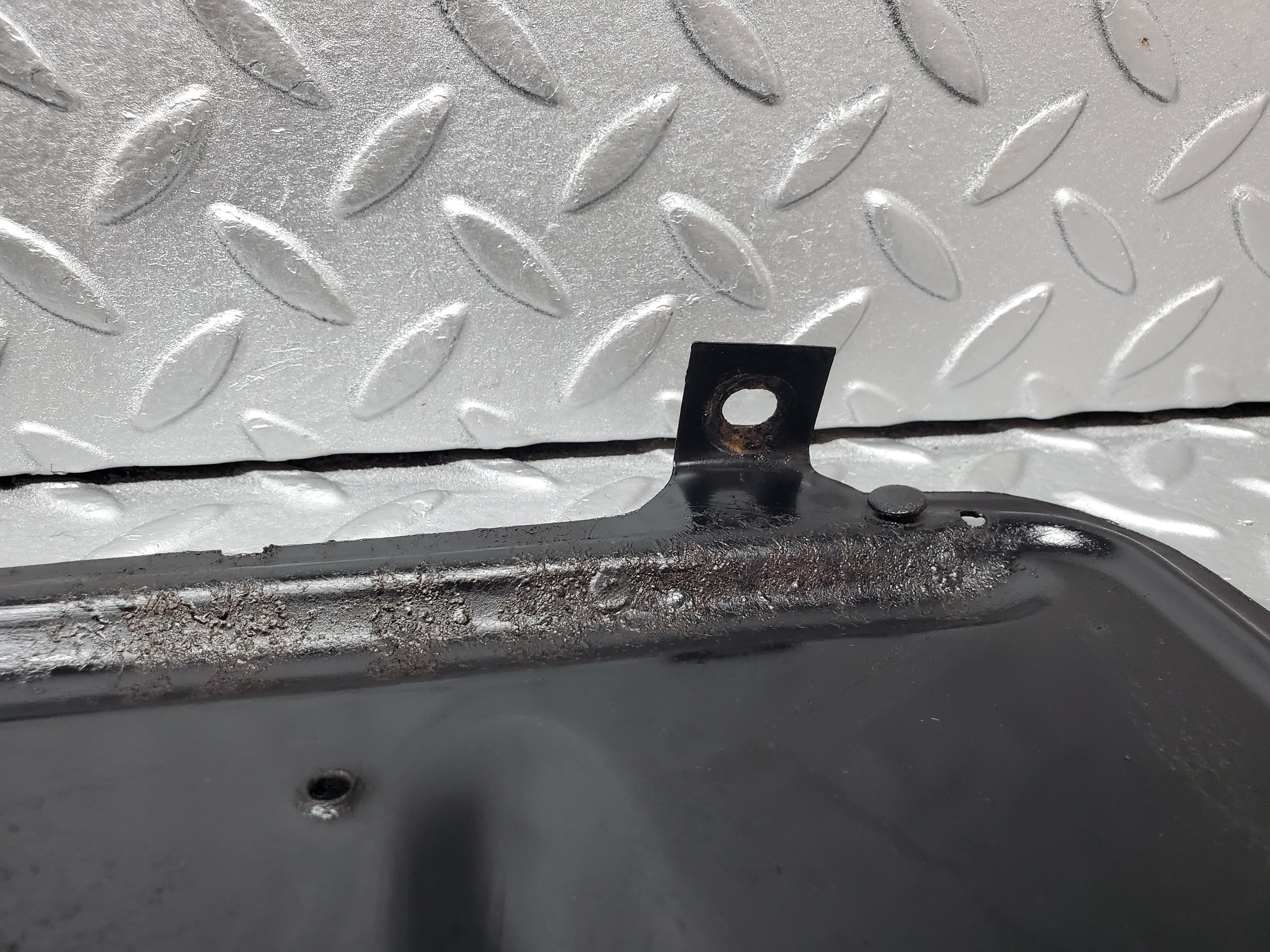 1116 Mercedes-Benz C123 230CE Coupe Fuel Tank Cover Plate