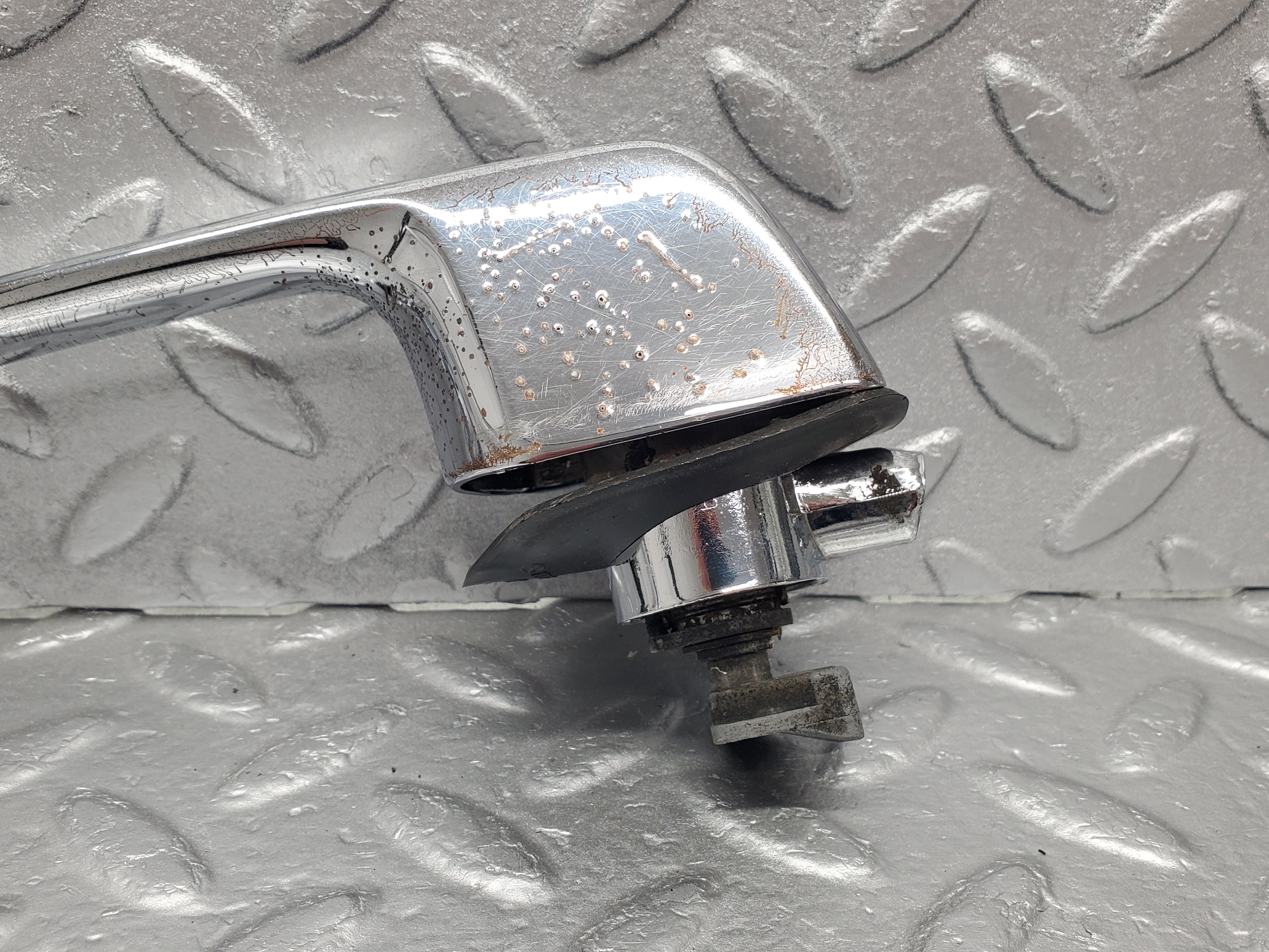 1188 Mercedes-Benz W108 280SE Door Handle Front Right No Key 1087661401