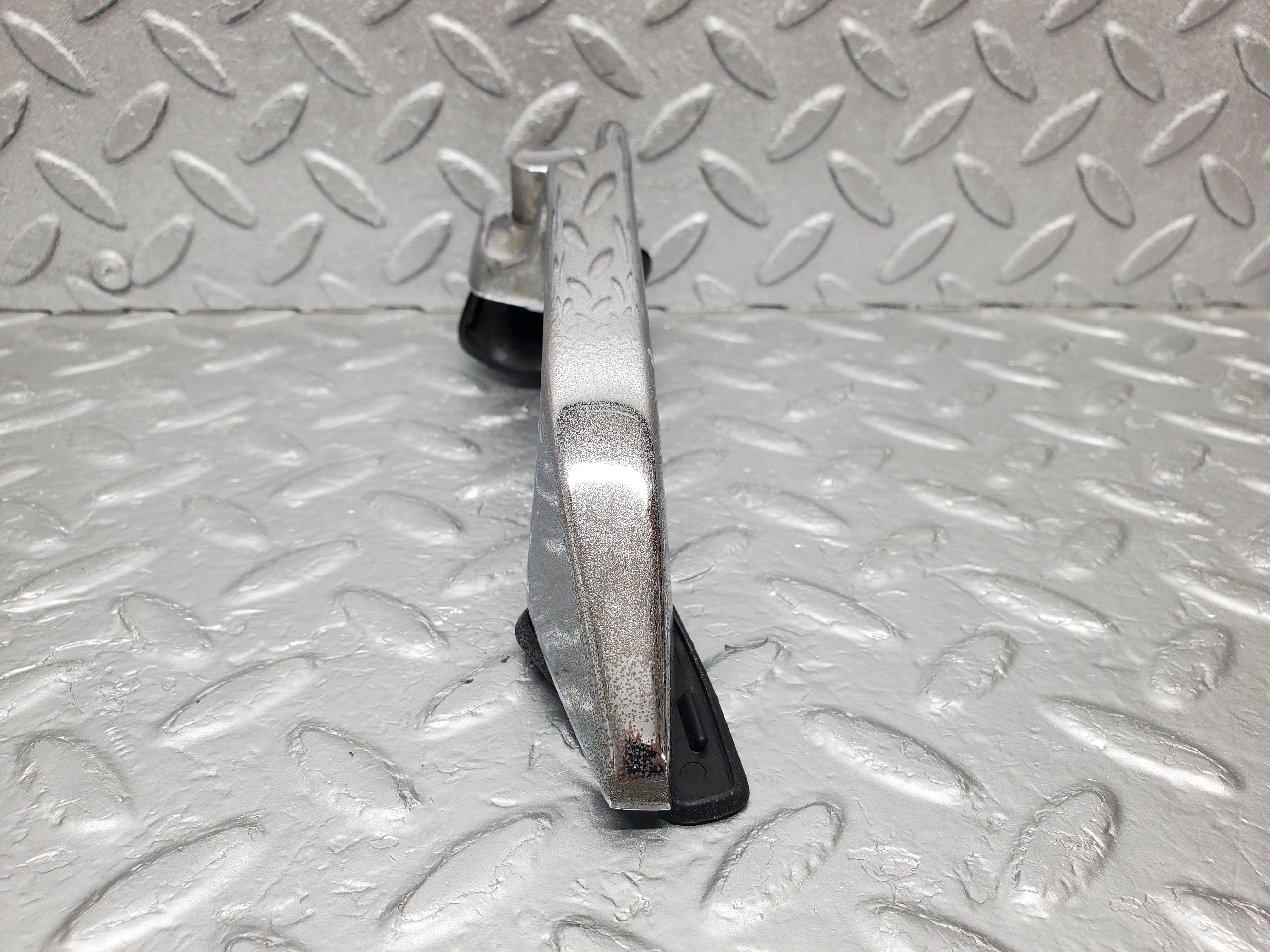 1189 Mercedes-Benz W108 280SE Door Handle Rear Right 1087661202