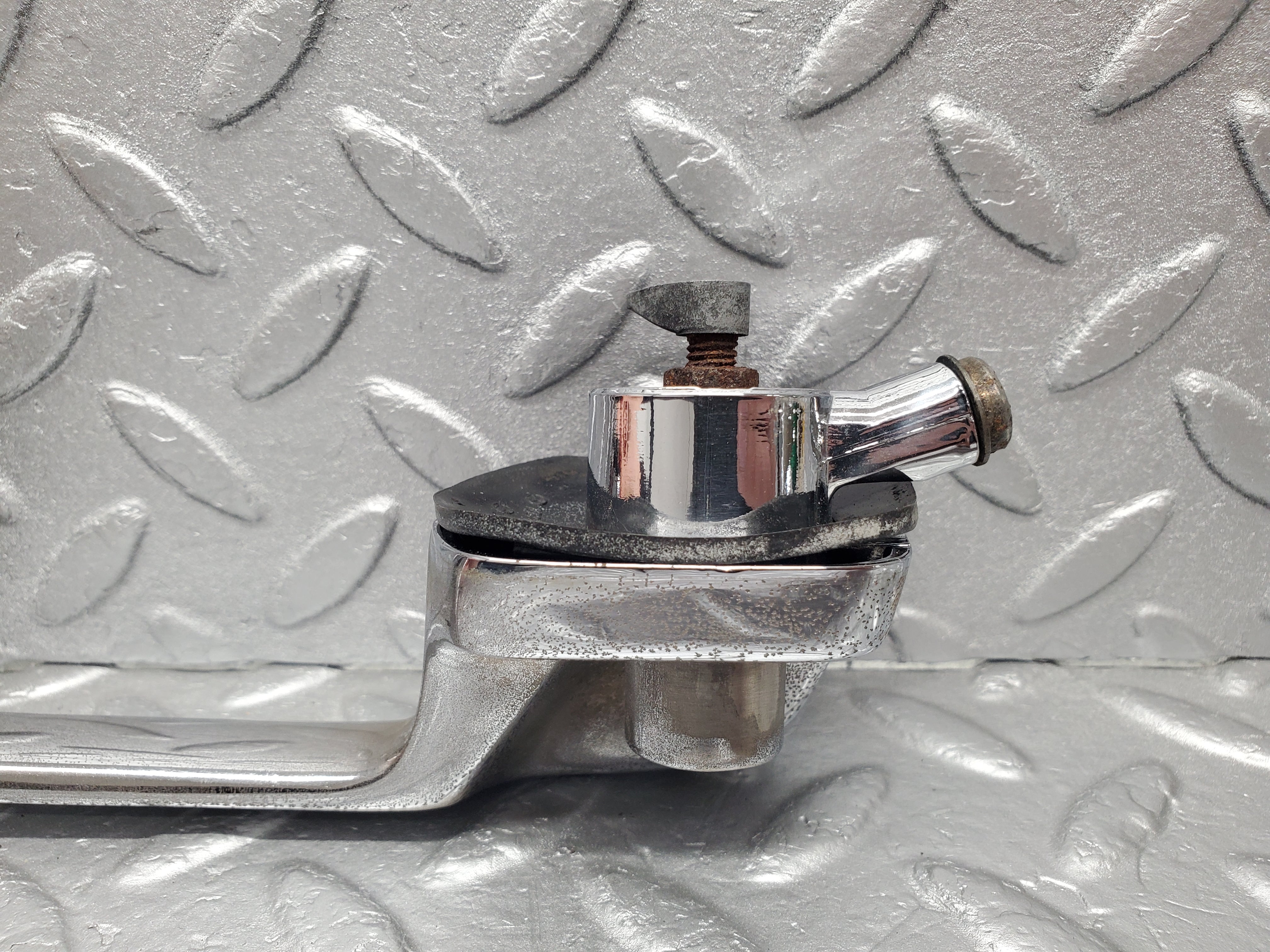 1189 Mercedes-Benz W108 280SE Door Handle Rear Right 1087661202