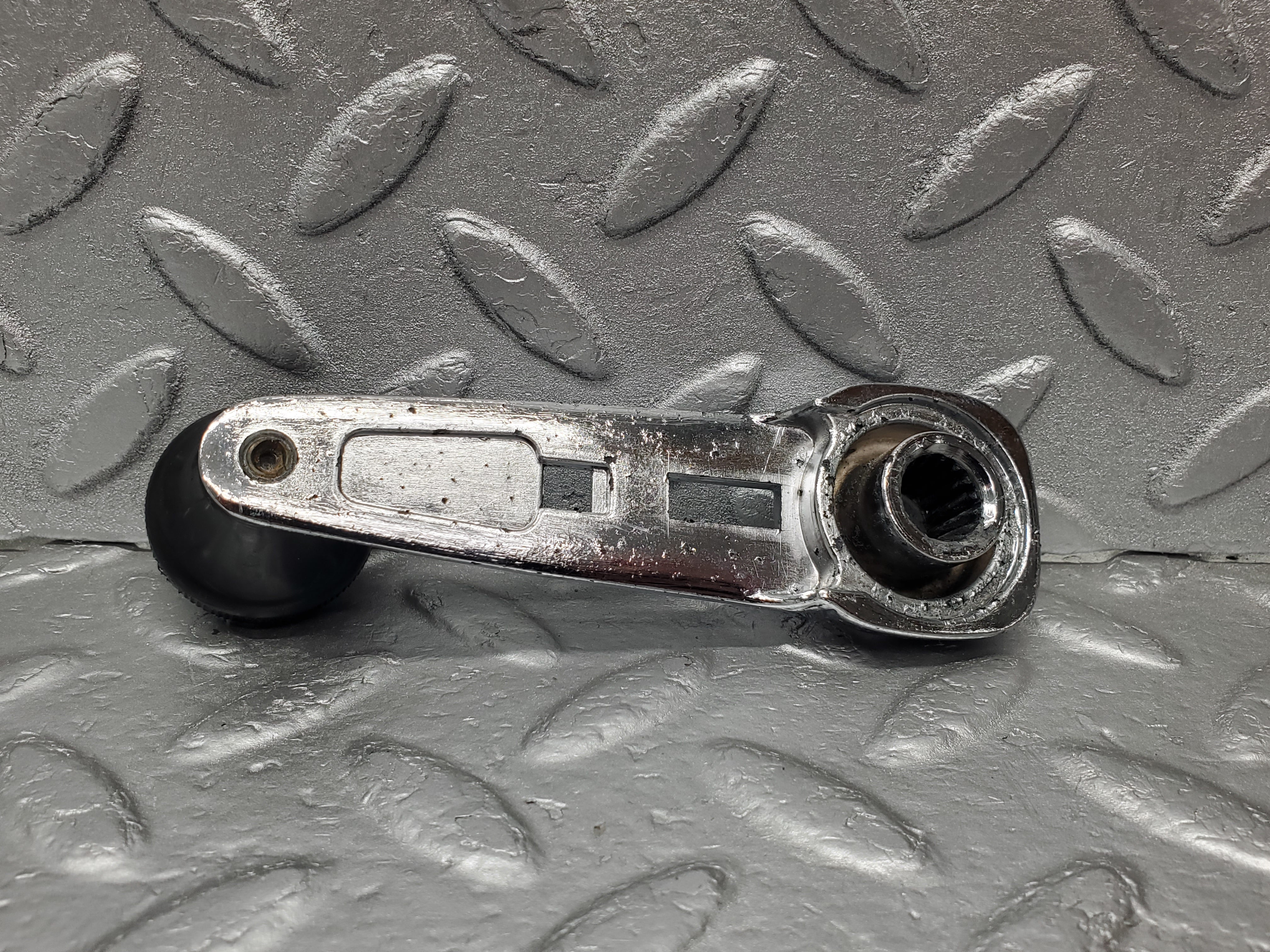 1191 Mercedes-Benz W108 280SE Window Lifter Crank Handle