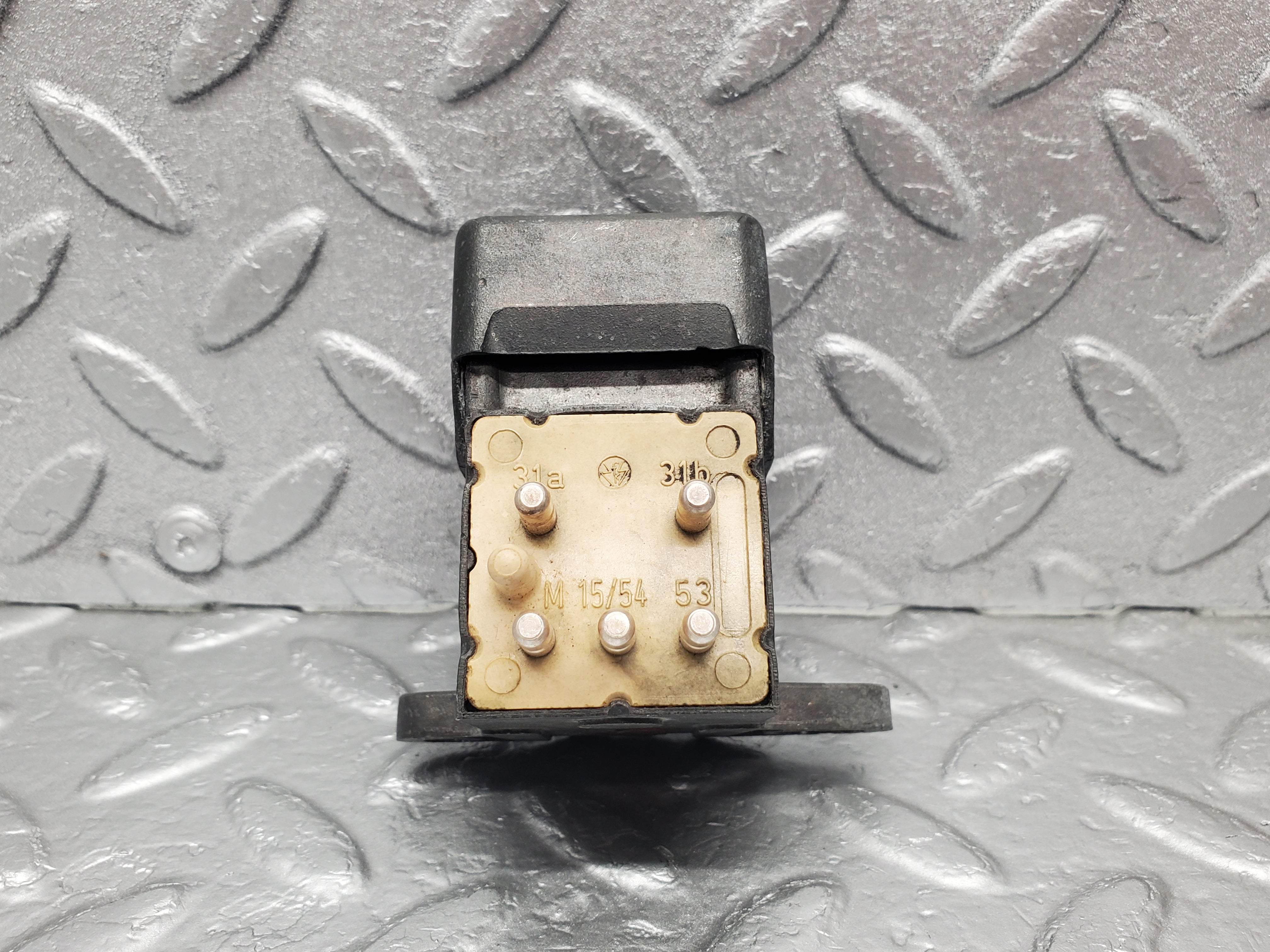 1198 Mercedes-Benz W108 280SE Windscreen Washer Switch