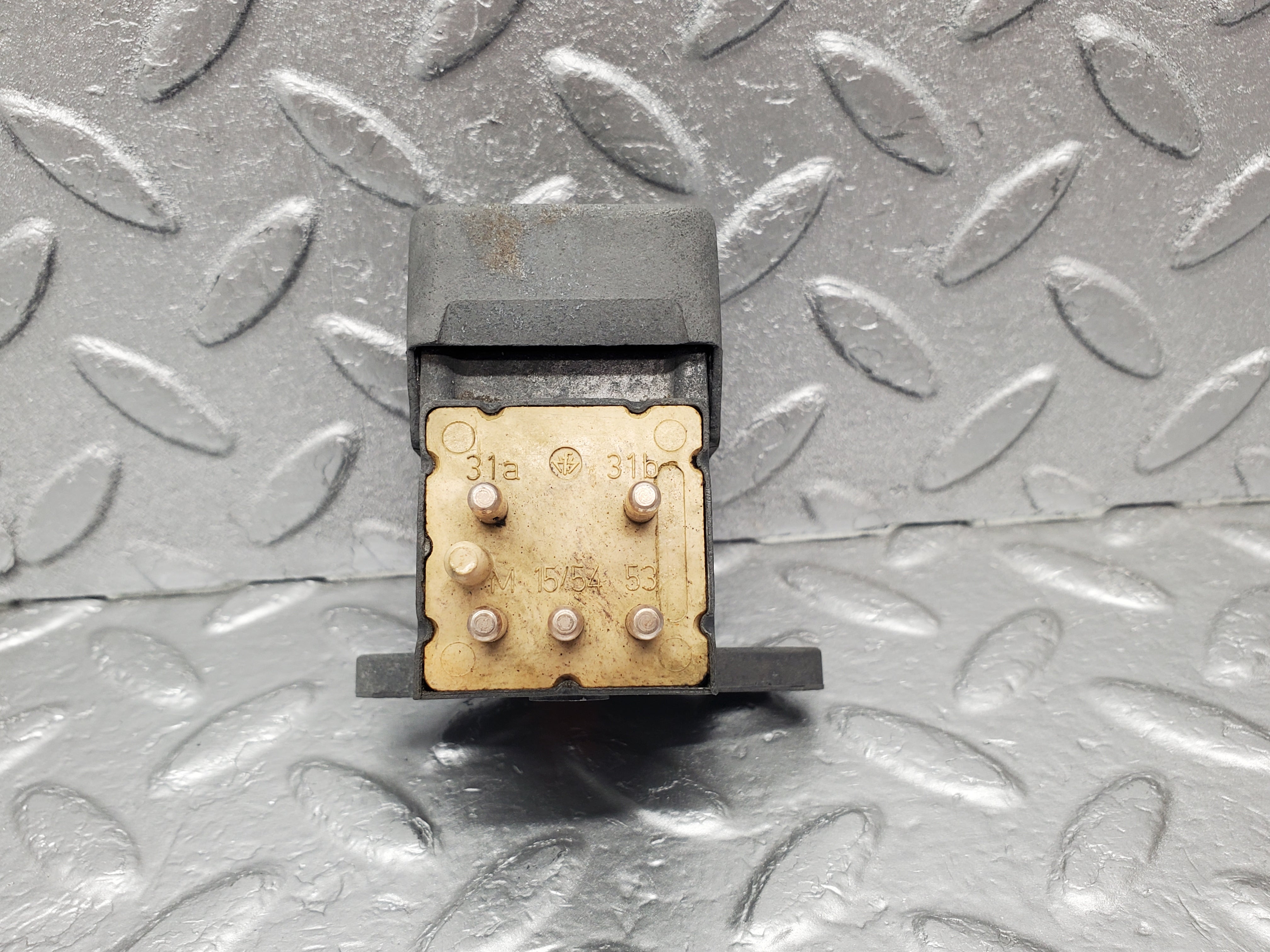 1199 Mercedes-Benz W108 280SE Windscreen Washer Switch