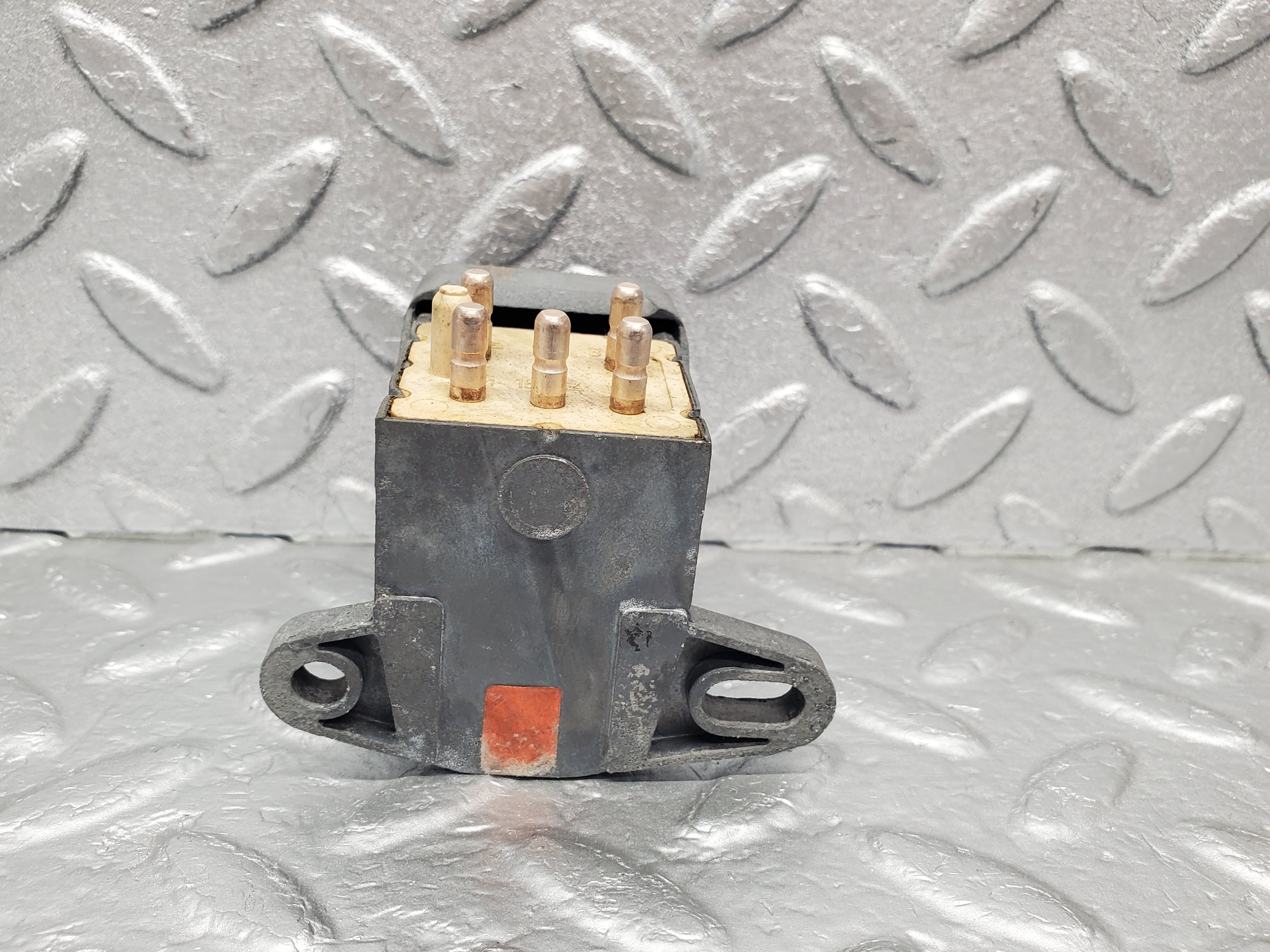 1199 Mercedes-Benz W108 280SE Windscreen Washer Switch