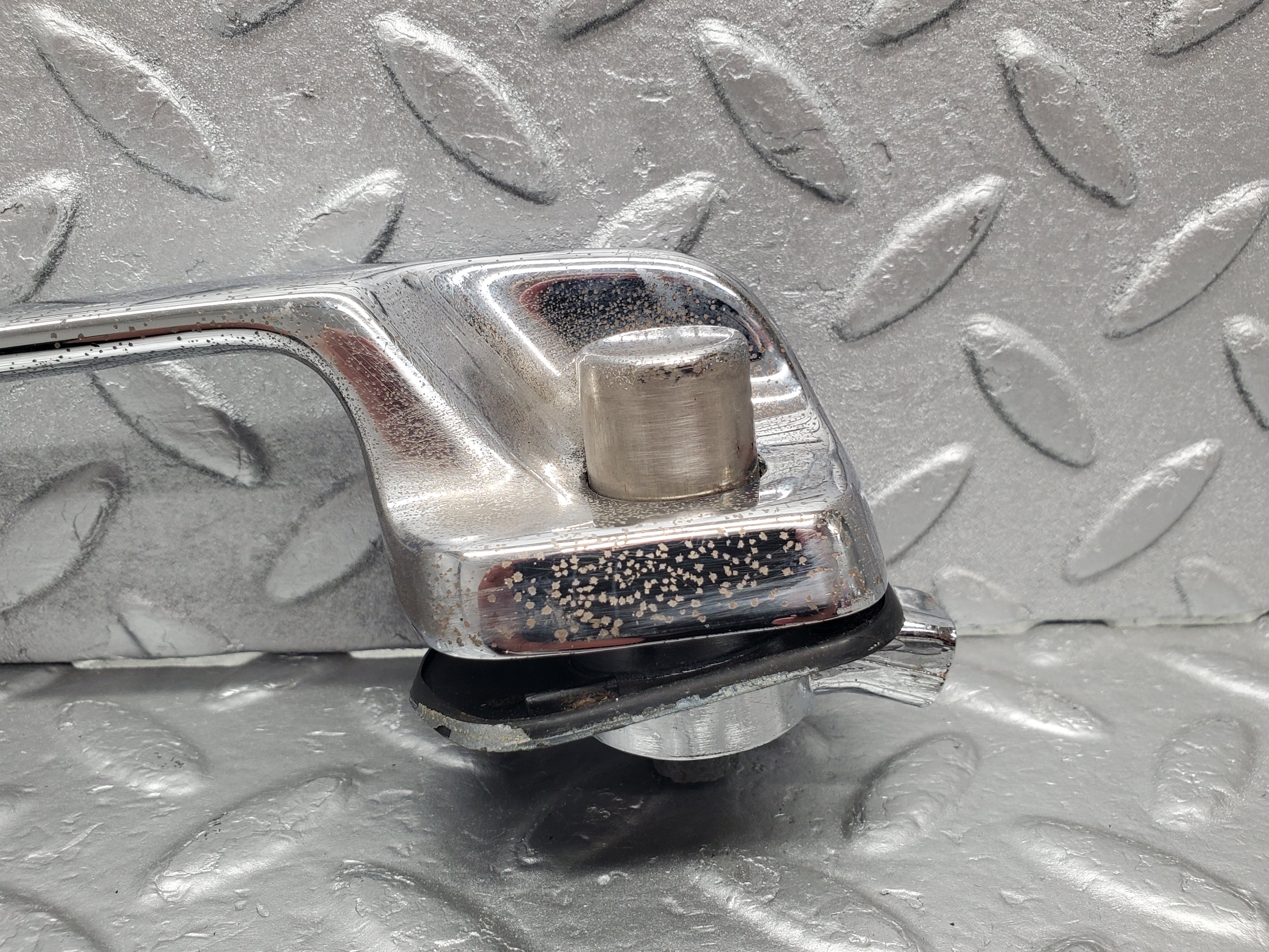 1203 Mercedes-Benz W108 280SE Door Handle Rear Left 1087661102