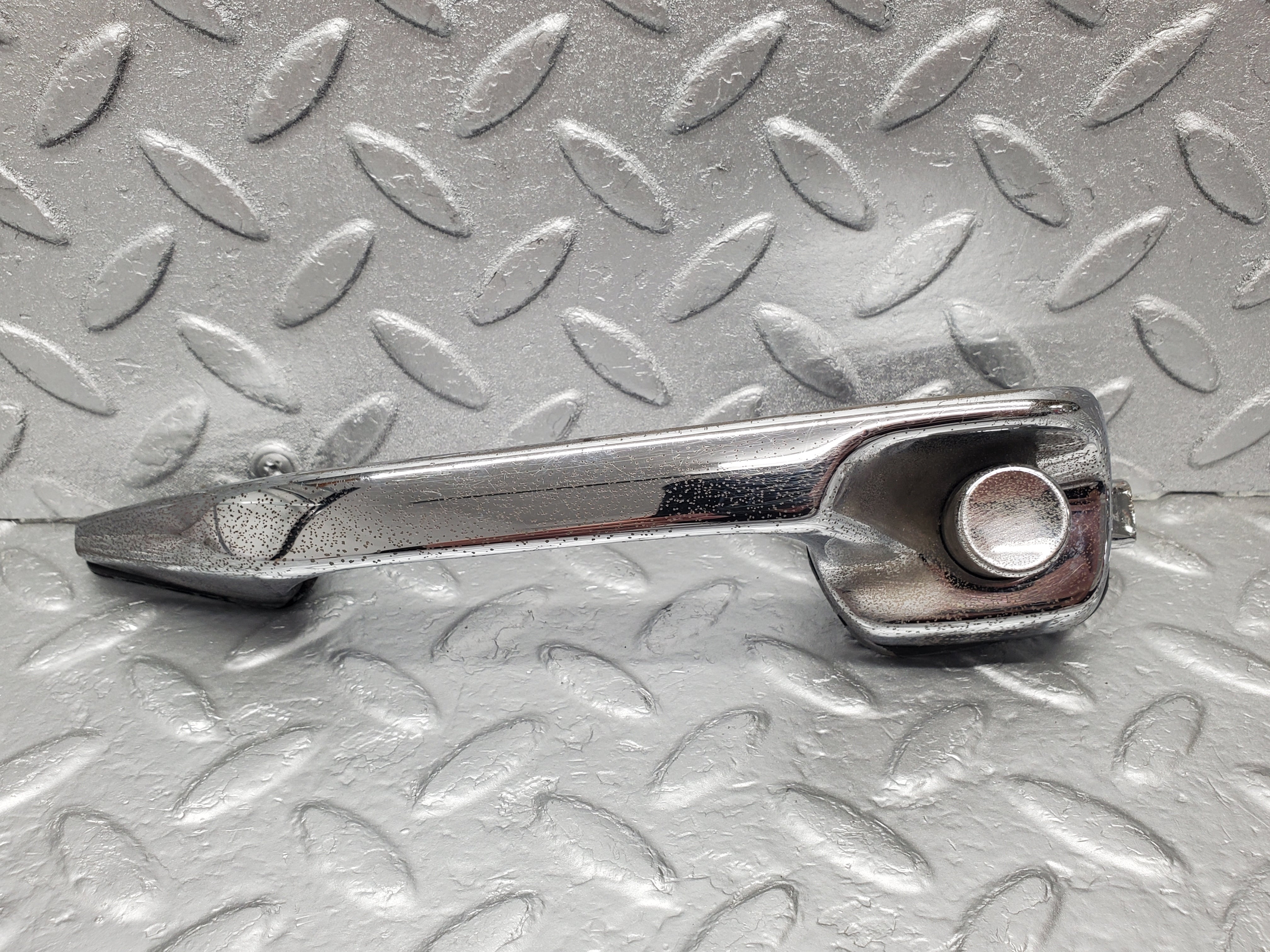 1203 Mercedes-Benz W108 280SE Door Handle Rear Left 1087661102