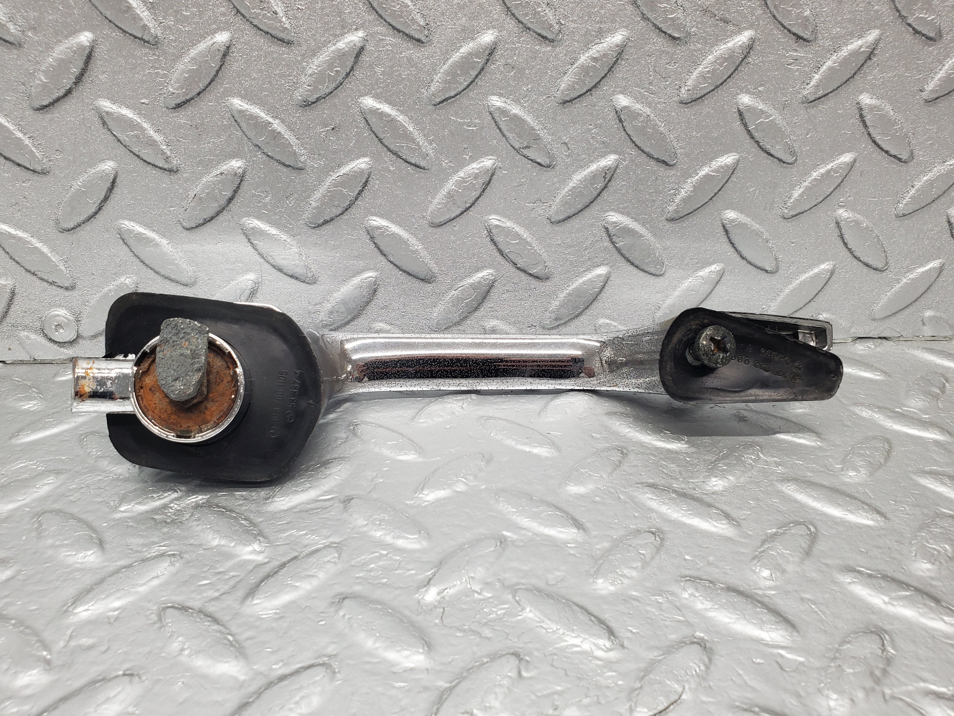 1203 Mercedes-Benz W108 280SE Door Handle Rear Left 1087661102