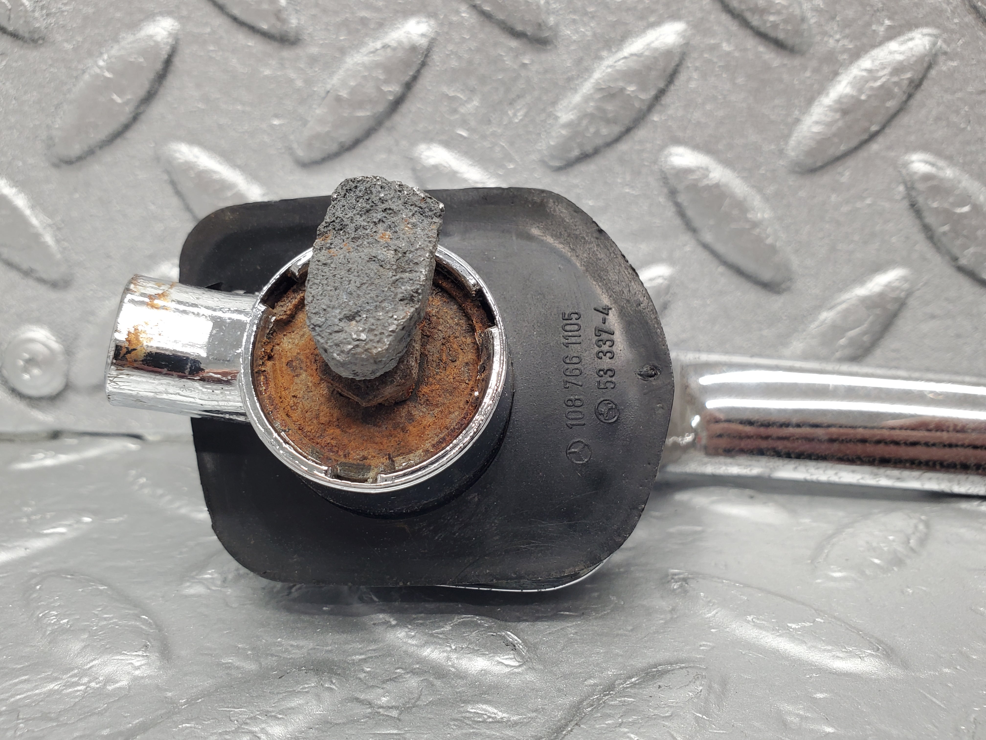 1203 Mercedes-Benz W108 280SE Door Handle Rear Left 1087661102