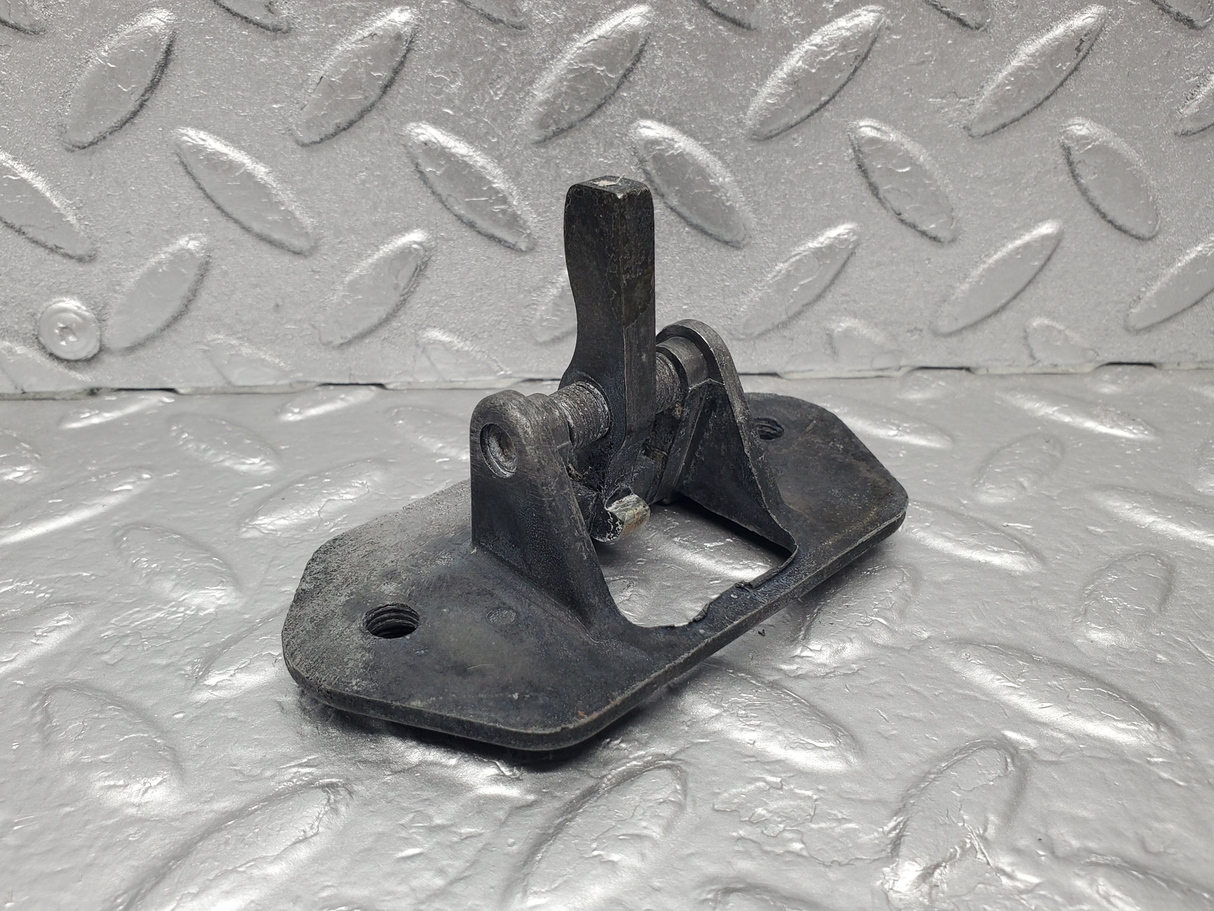 1206 Mercedes-Benz W108 280SE Trunk Lock Latch