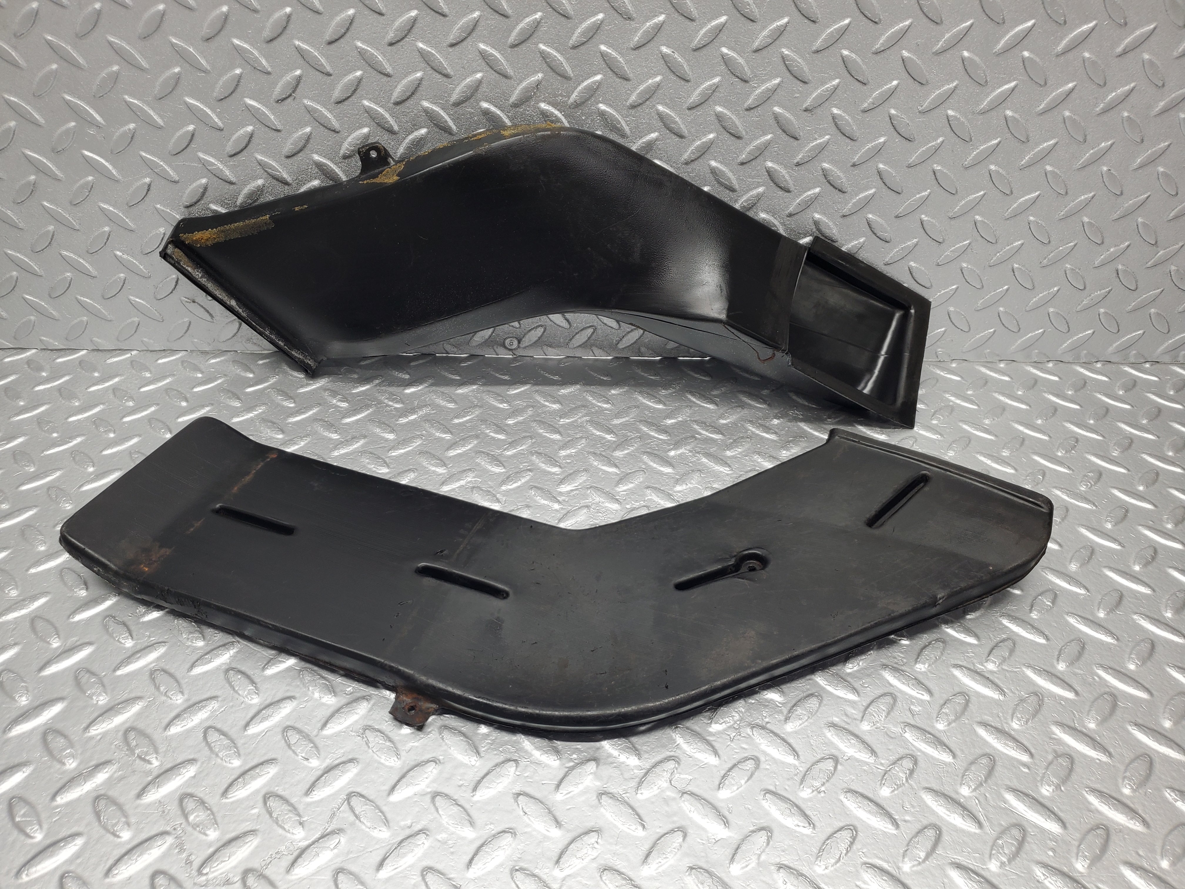 1210 Mercedes-Benz W108 280SE Heater Air Duct Vent Right Side 1088310446