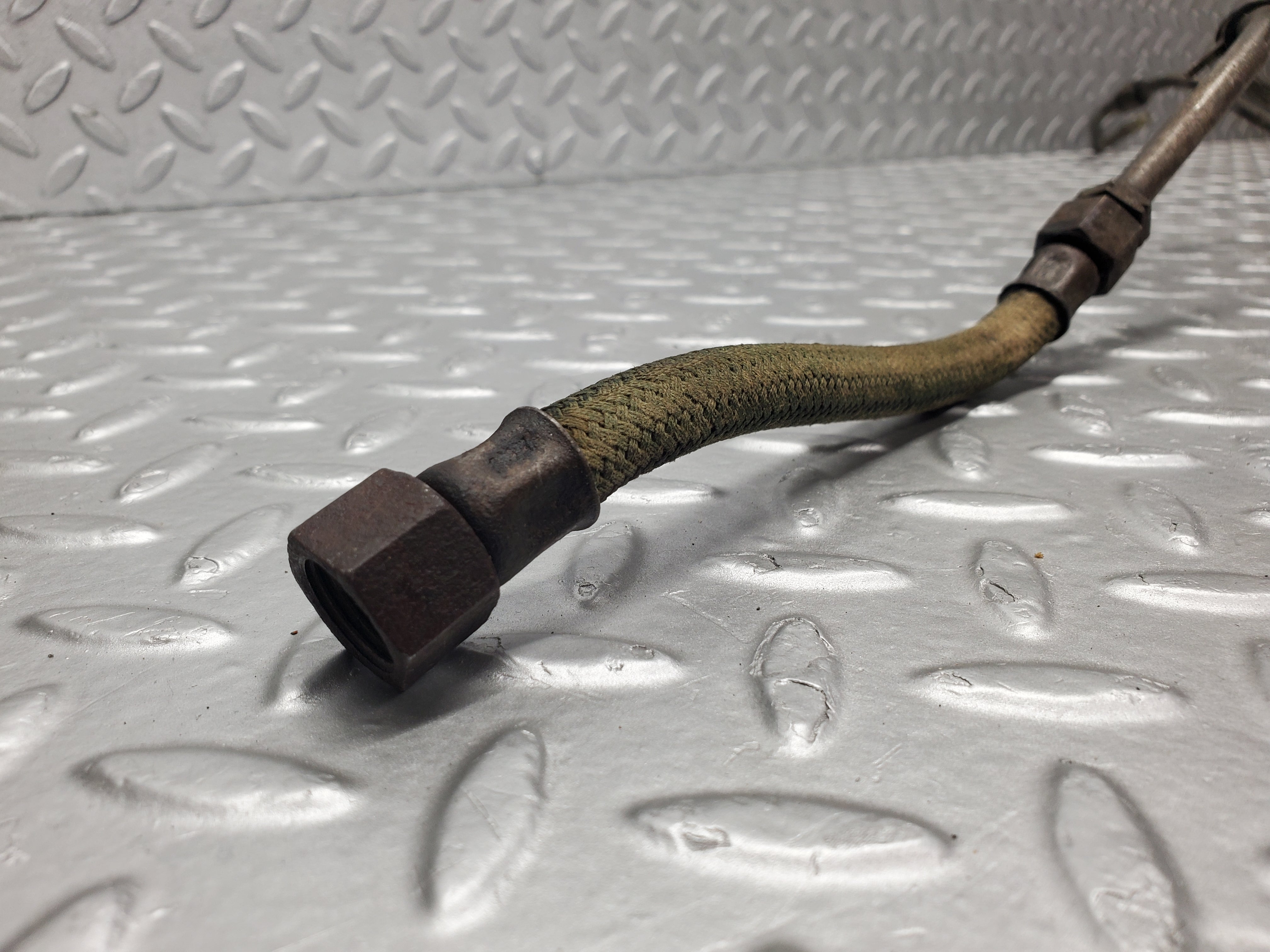 1118 Mercedes-Benz W123 240D Gearbox Oil Hose Pipe