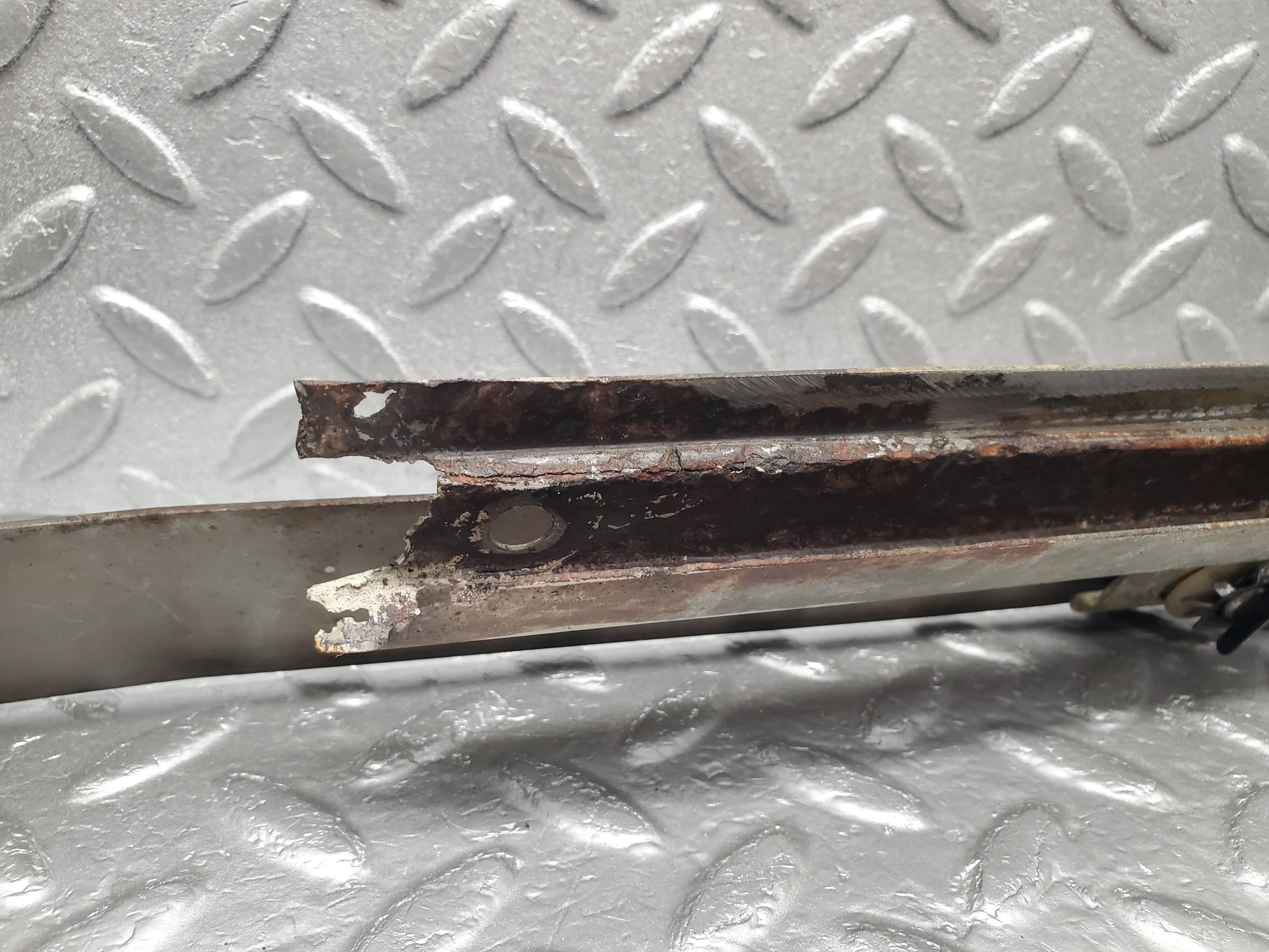 1177 Mercedes-Benz W108 280SE Rear Left Manual Window Regulator