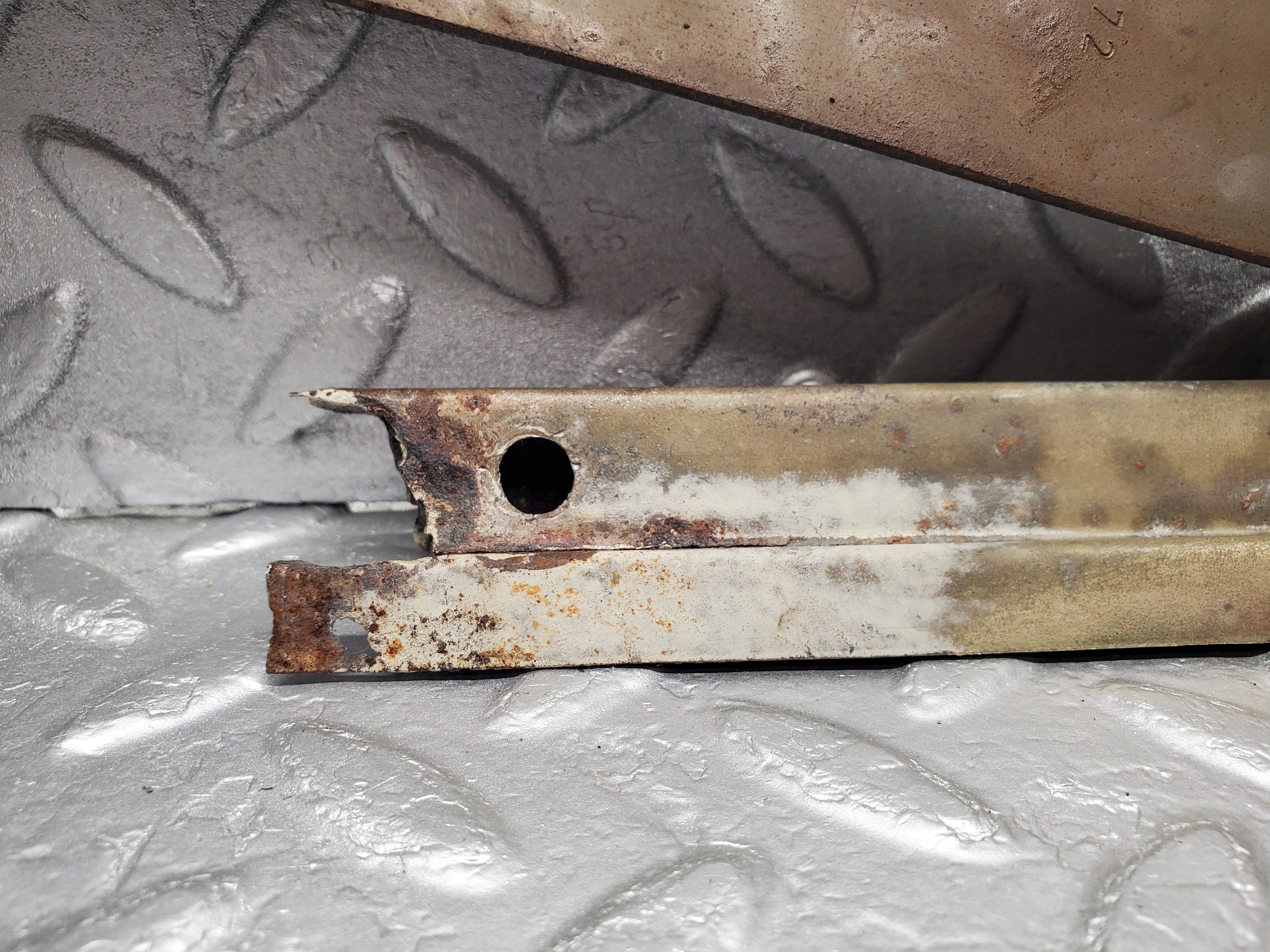 1177 Mercedes-Benz W108 280SE Rear Left Manual Window Regulator