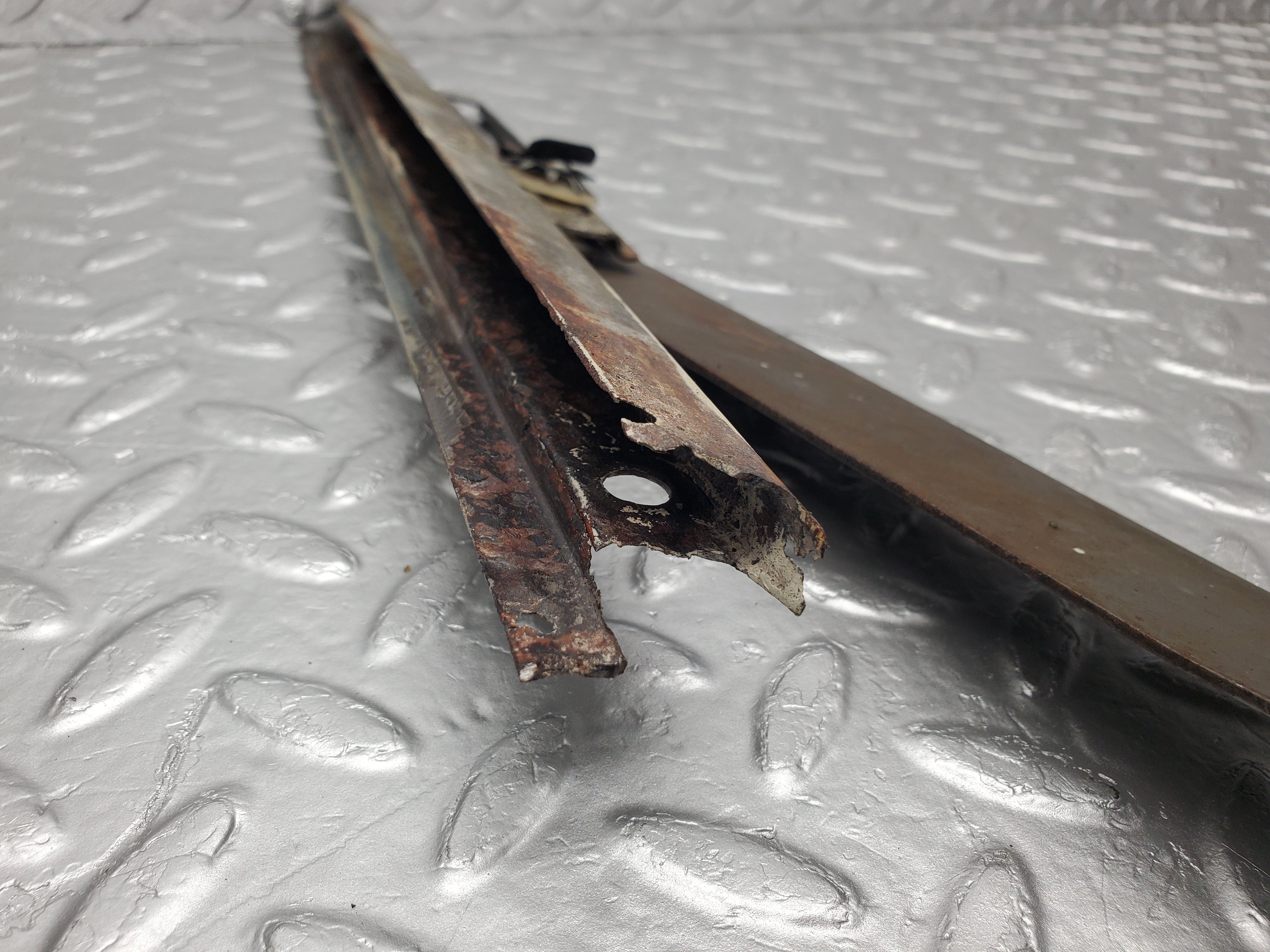 1177 Mercedes-Benz W108 280SE Rear Left Manual Window Regulator