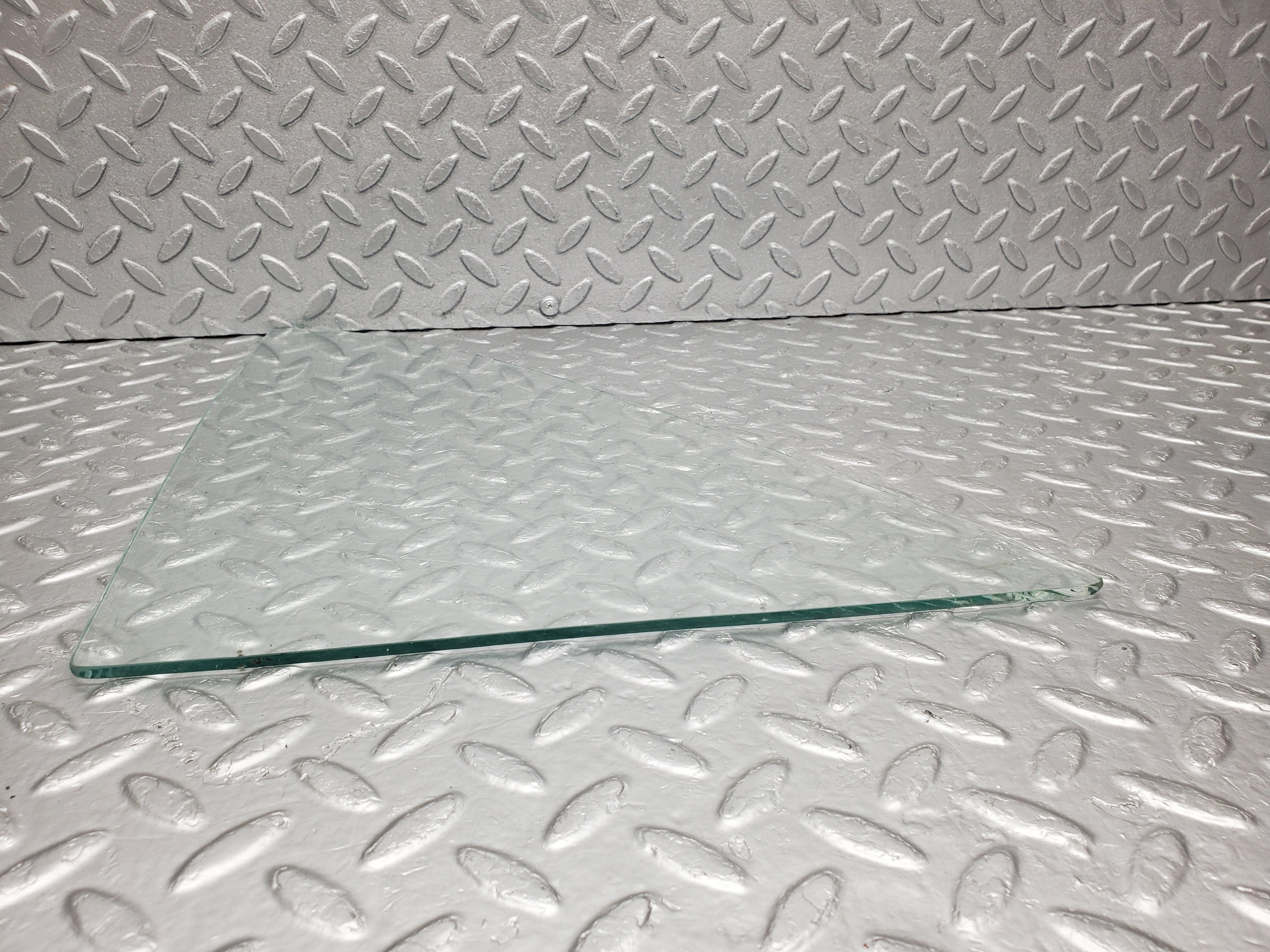 1225 Mercedes-Benz W108 280SE Rear Left Quarter Window Glass