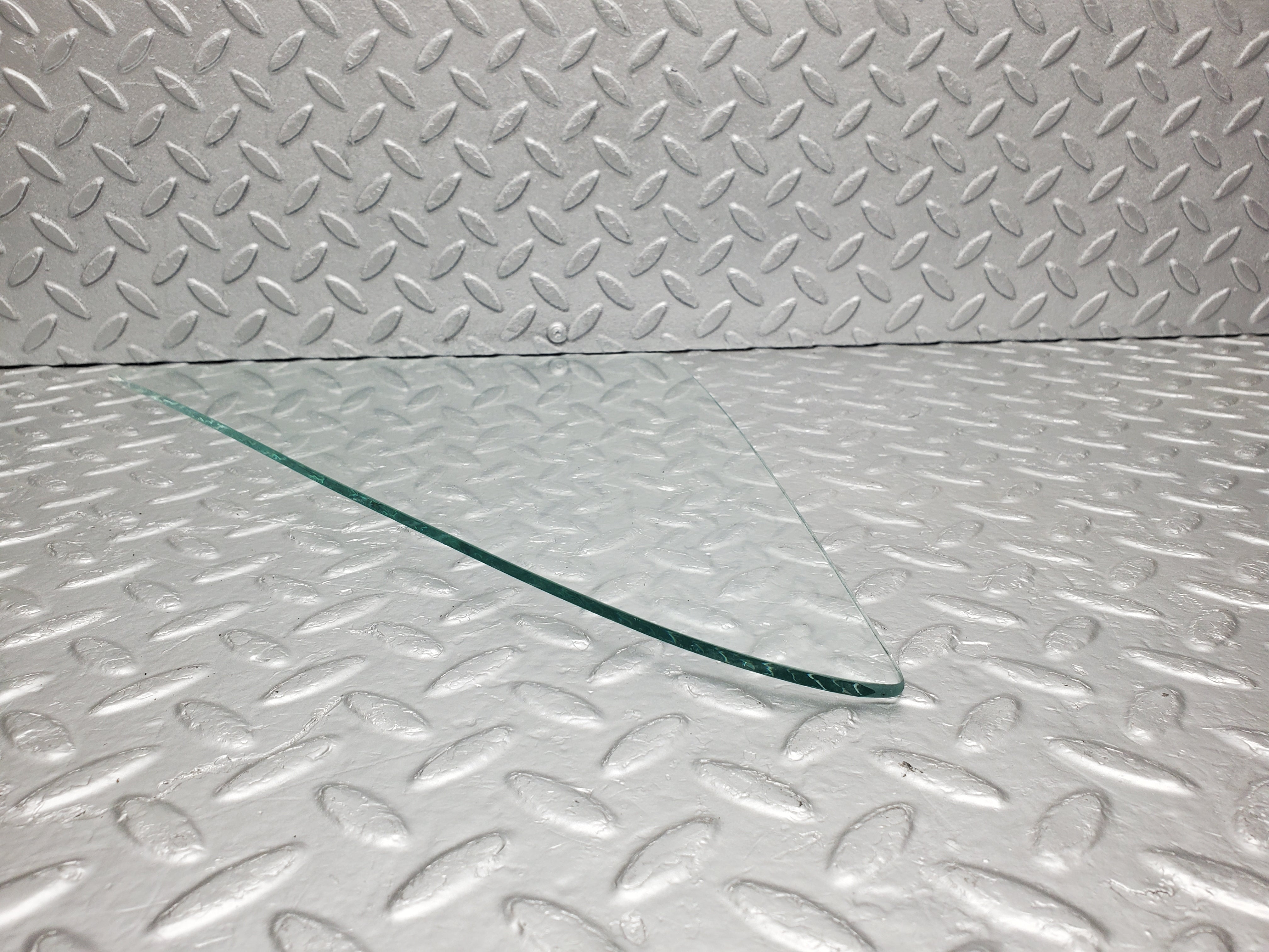 1225 Mercedes-Benz W108 280SE Rear Left Quarter Window Glass