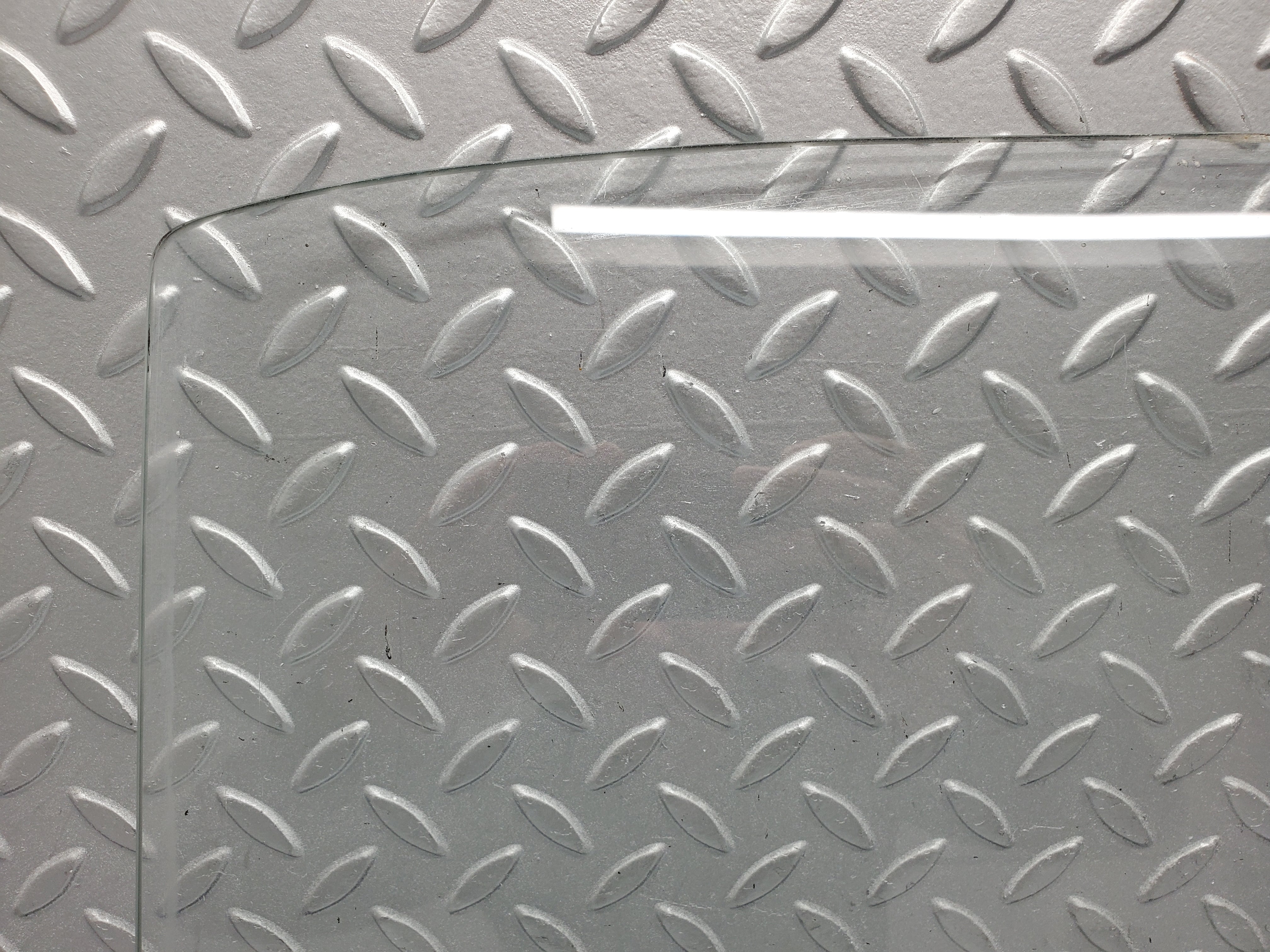 1227 Mercedes-Benz W108 280SE Door Window Glass Rear Right