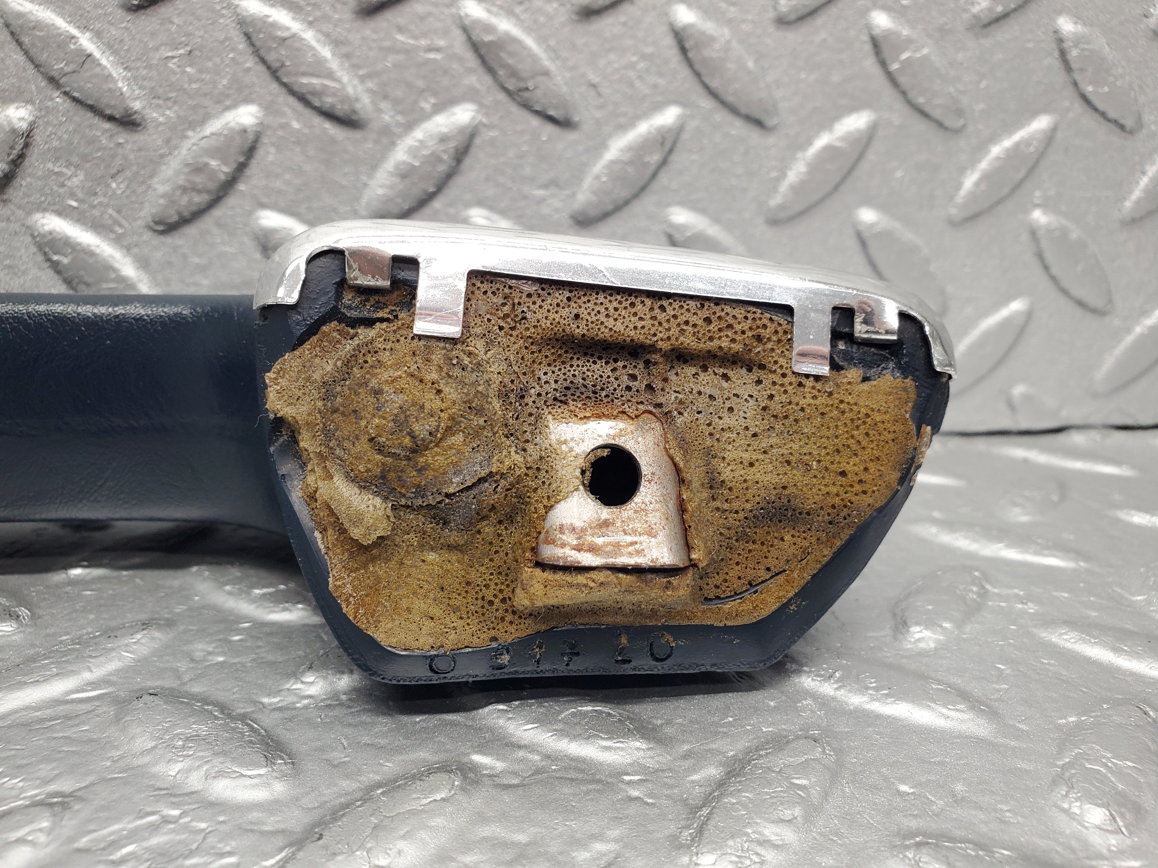 1290 Mercedes-Benz V123 240D Interior Door Handle Rear Right Blue 1239702001