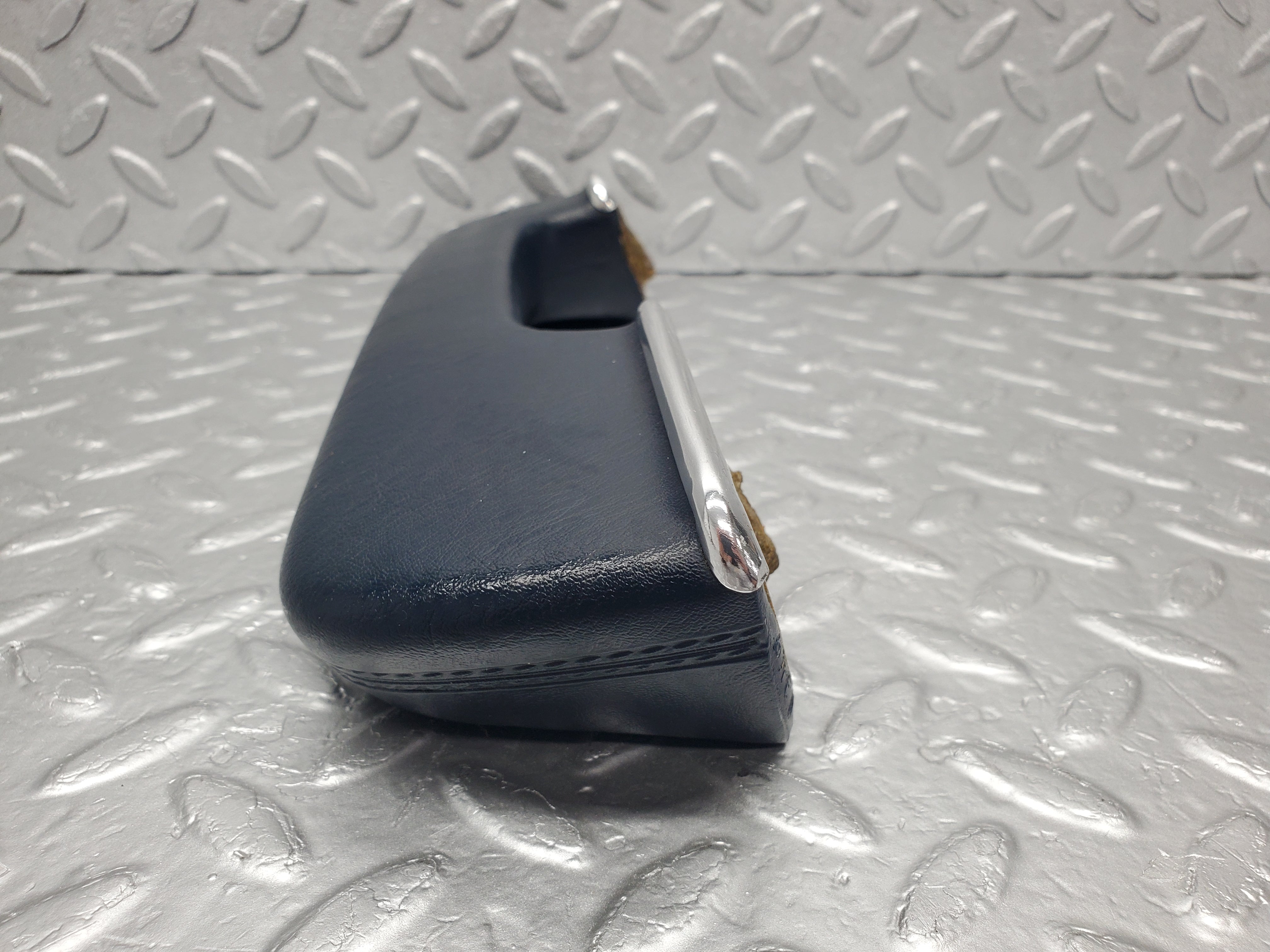 1290 Mercedes-Benz V123 240D Interior Door Handle Rear Right Blue 1239702001