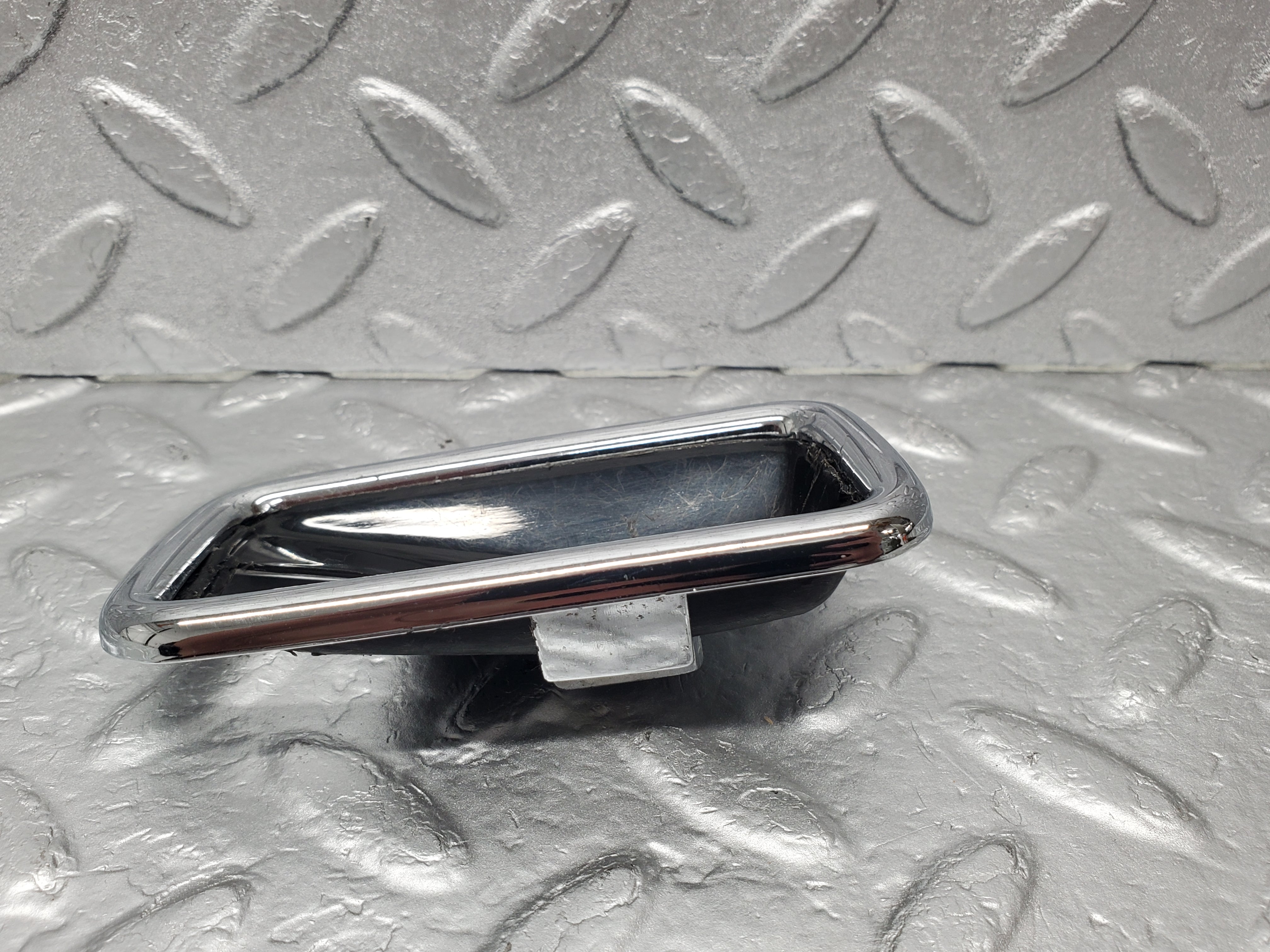 1307 Mercedes-Benz V123 240D Chrome Frame For Door Handle Left 1087660511