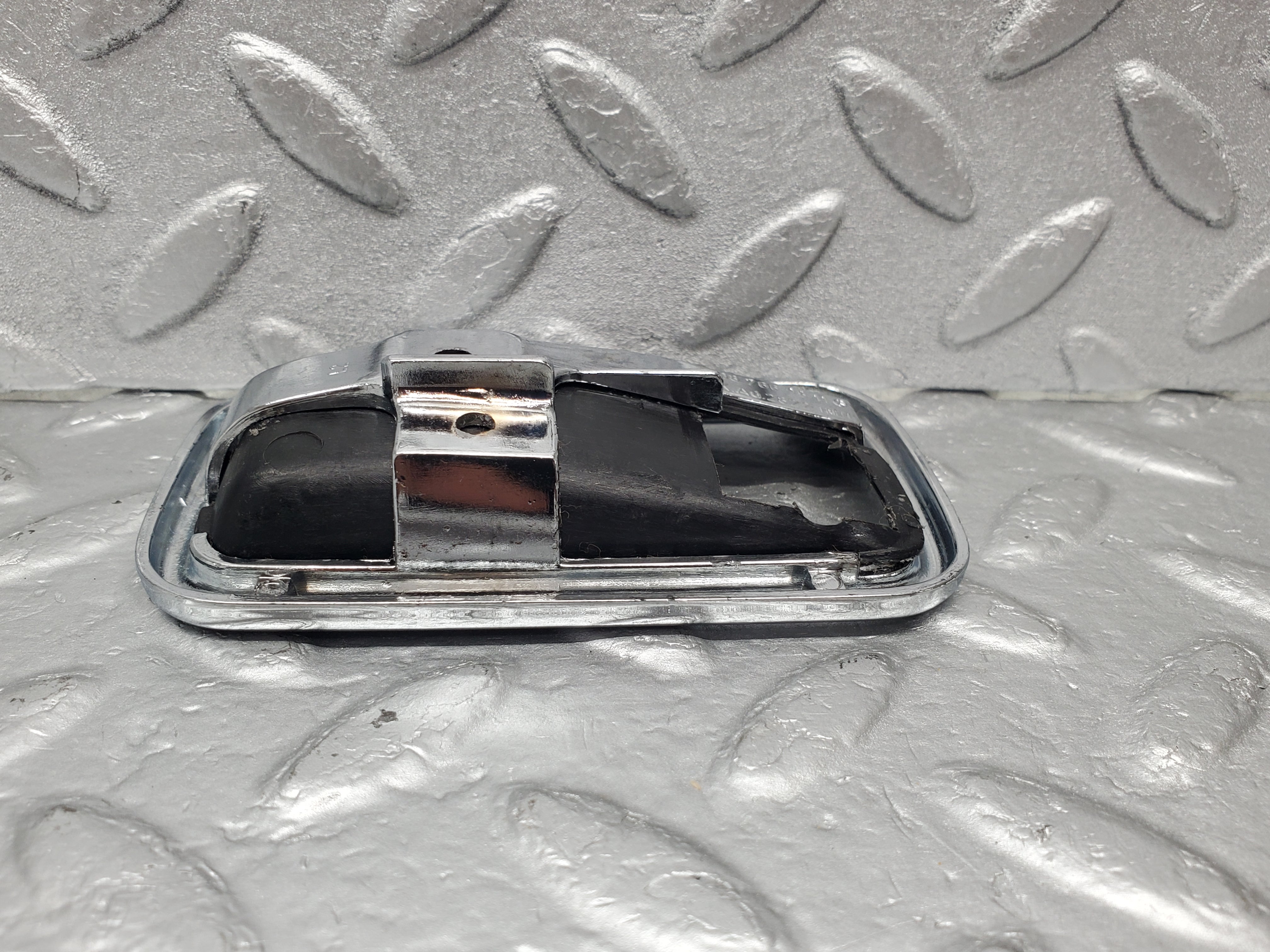 1307 Mercedes-Benz V123 240D Chrome Frame For Door Handle Left 1087660511