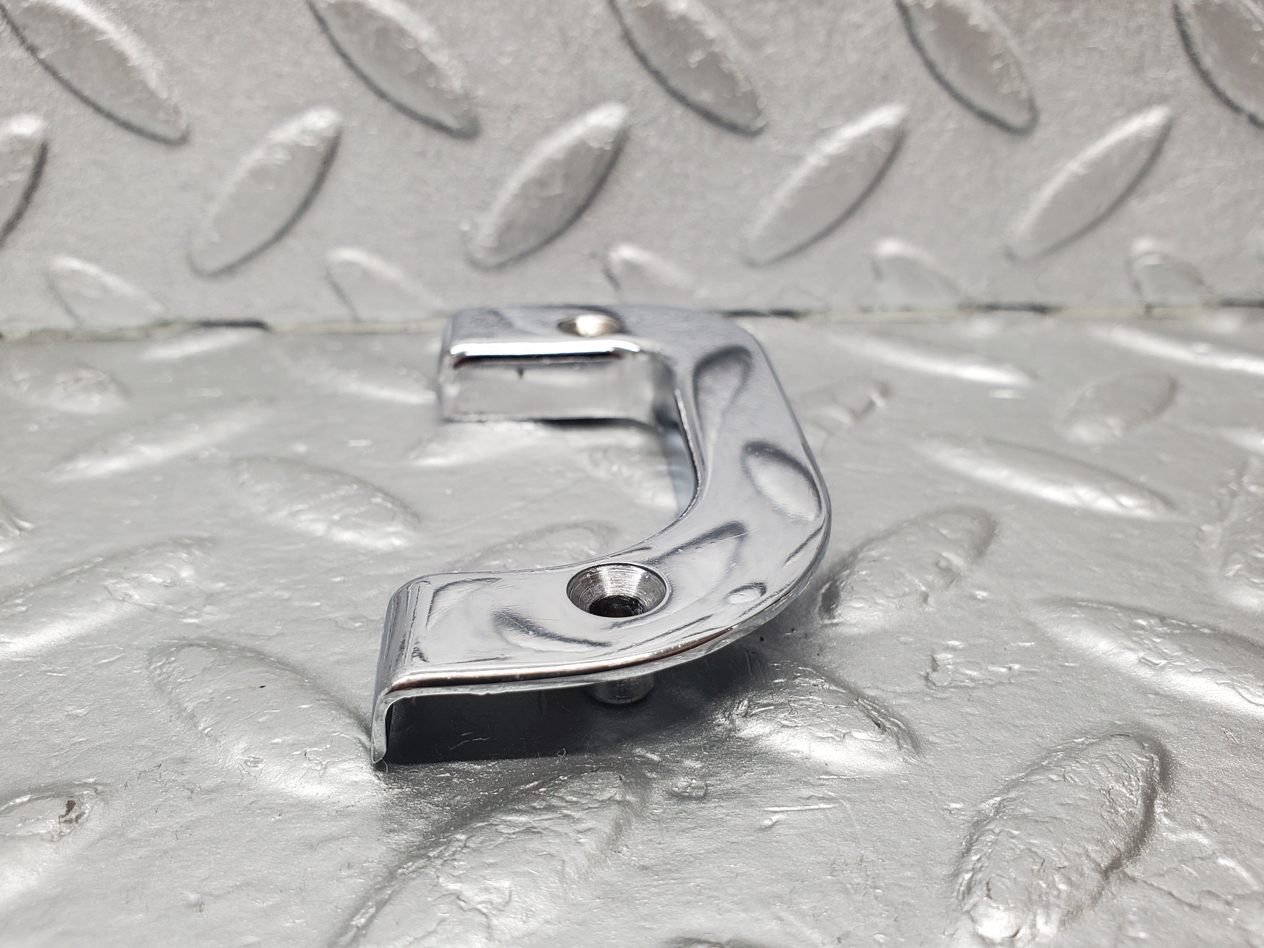 1314 Mercedes-Benz V123 240D Right Interior Chrome Door Latch Trim