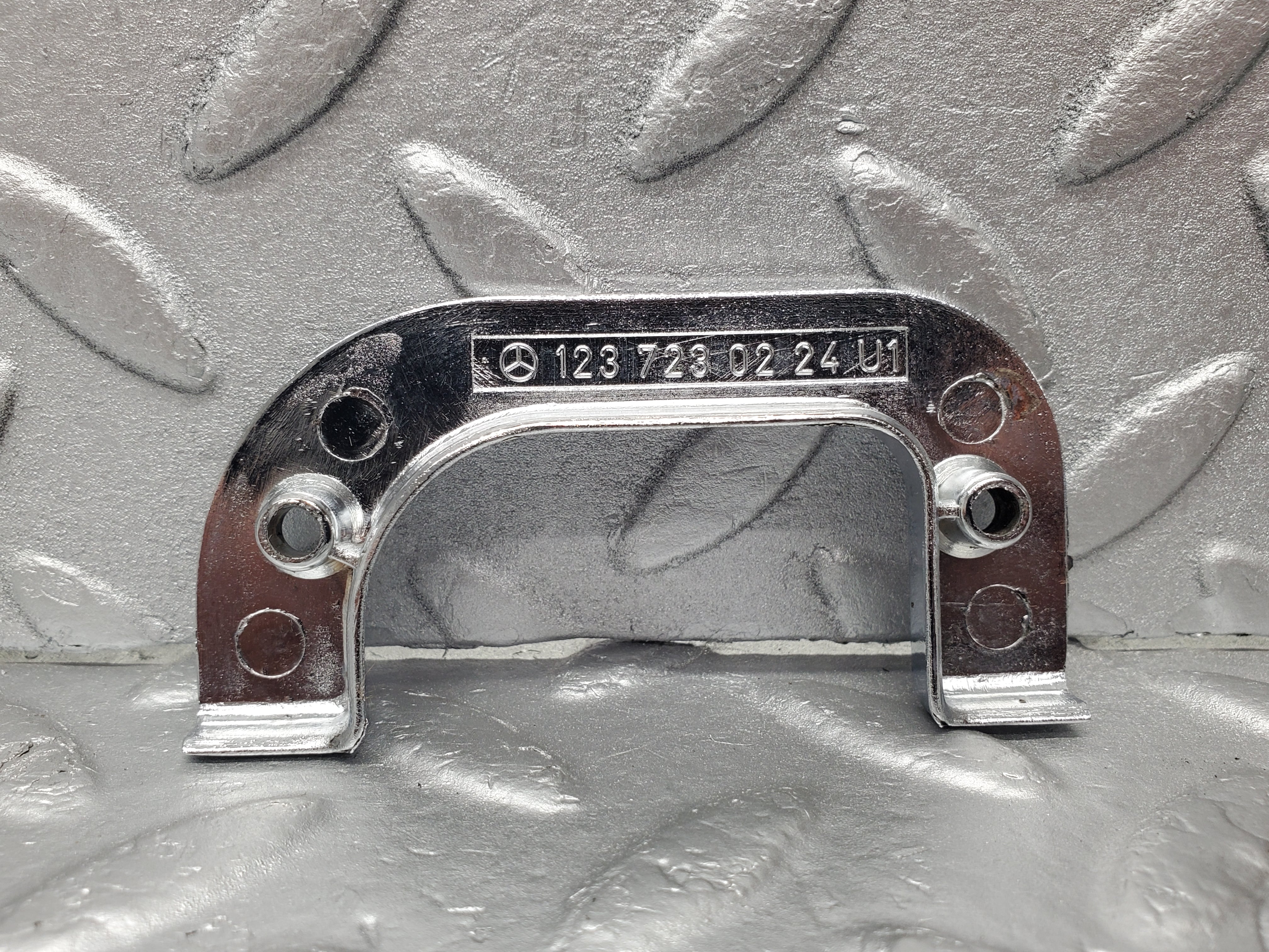 1314 Mercedes-Benz V123 240D Right Interior Chrome Door Latch Trim