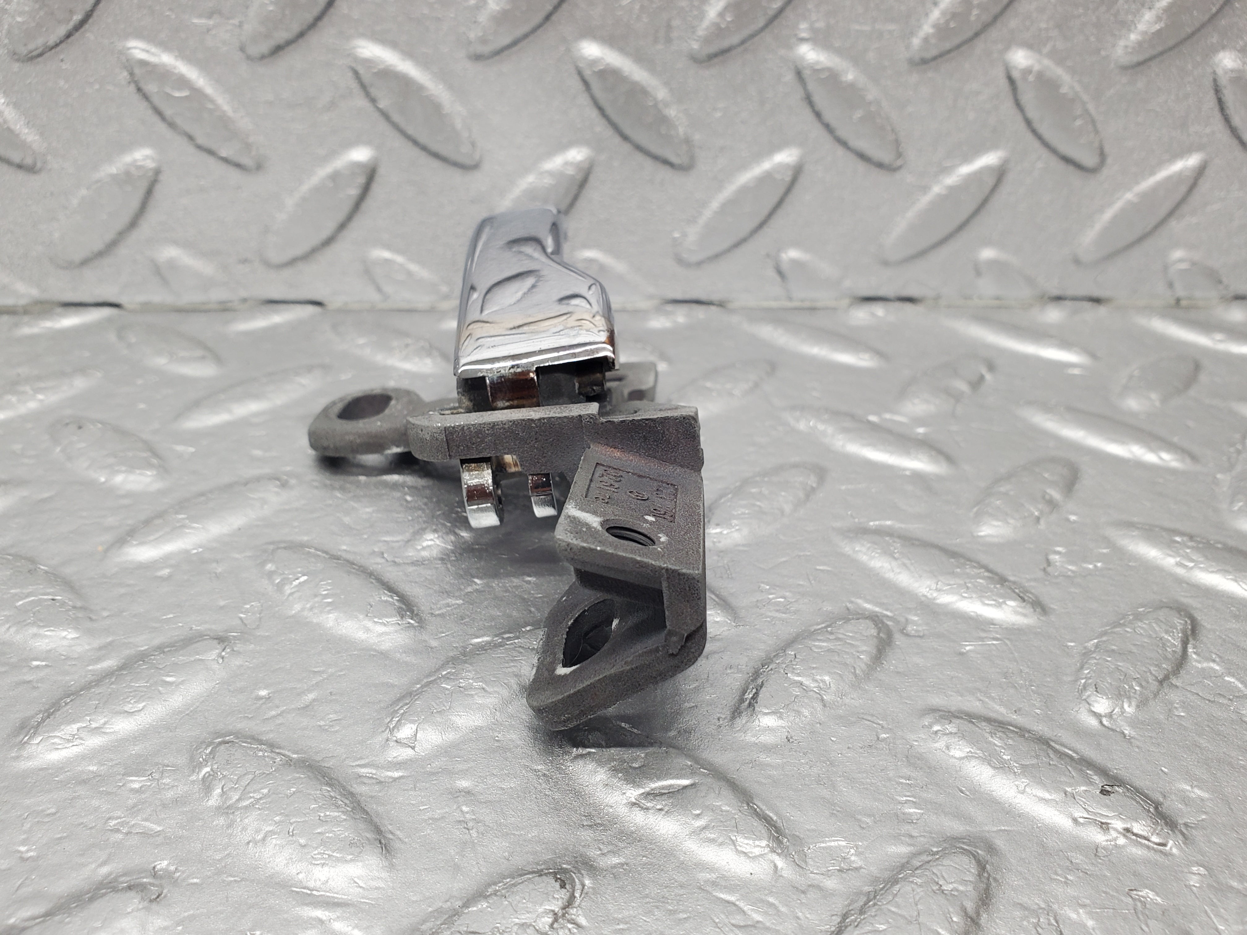 1315 Mercedes-Benz V123 240D Right Interior Door Handle 1237600261