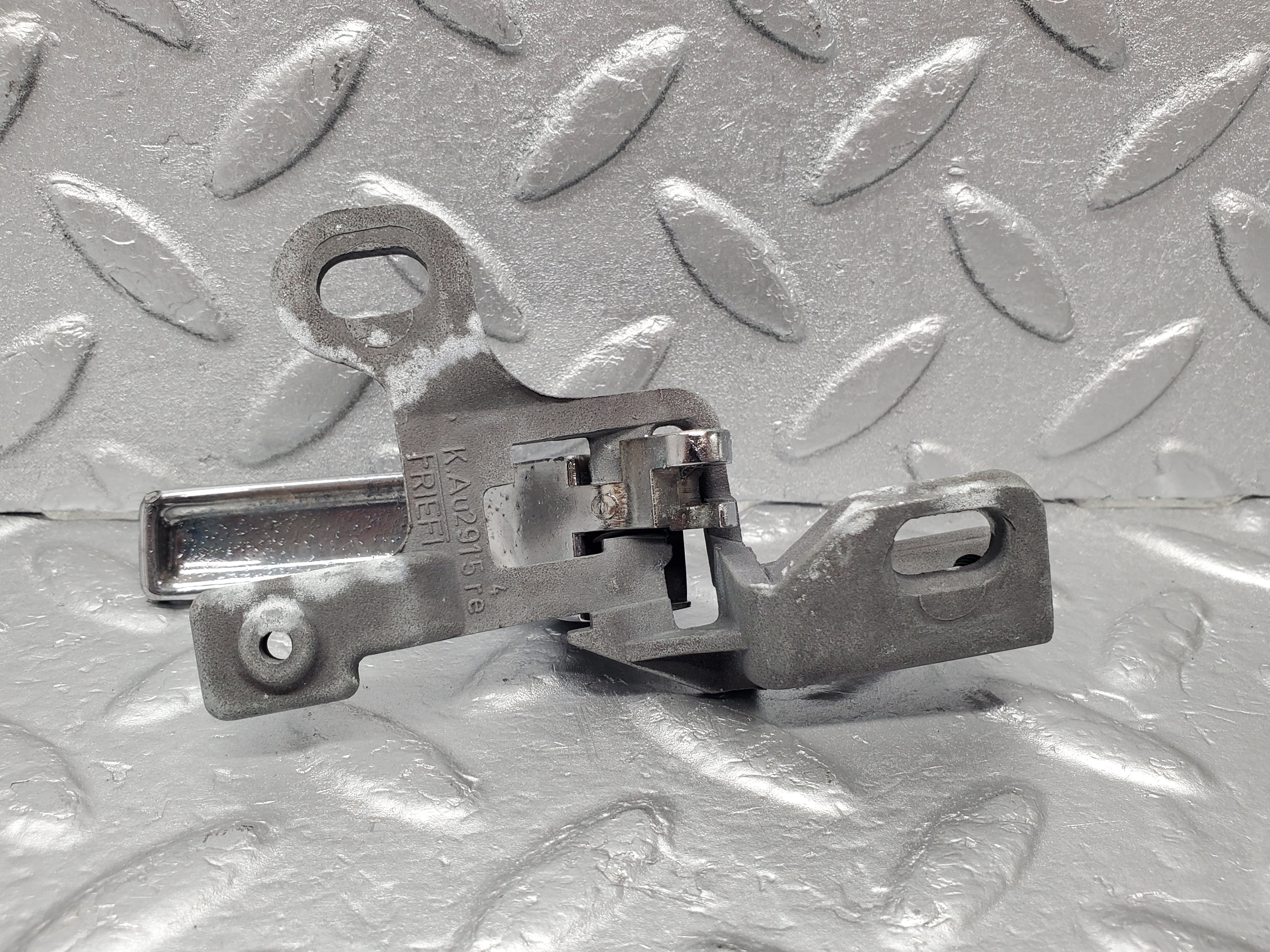 1315 Mercedes-Benz V123 240D Right Interior Door Handle 1237600261