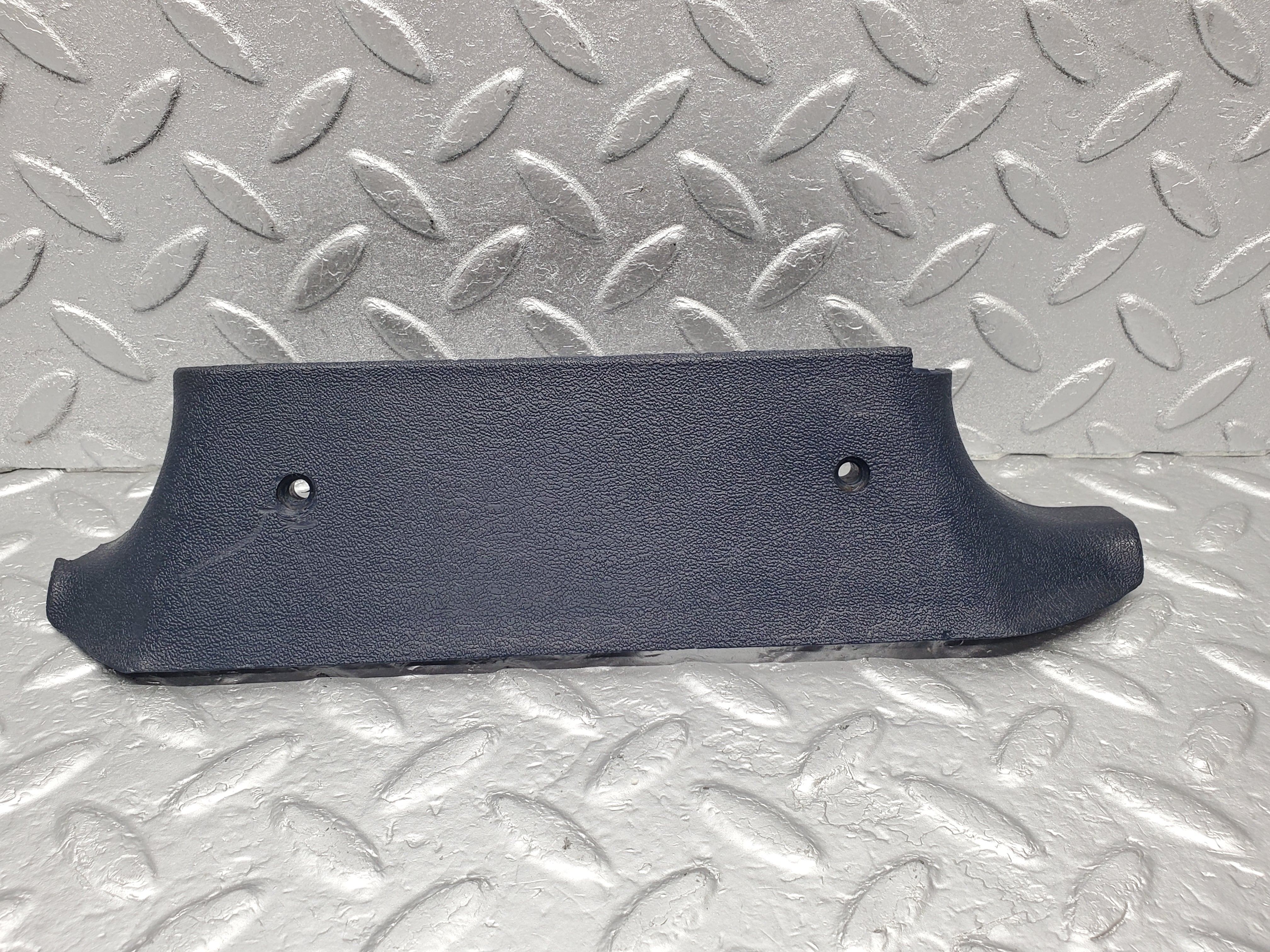 1330 Mercedes-Benz V123 240D B Pillar Bottom Cover Right Blue 1236922222