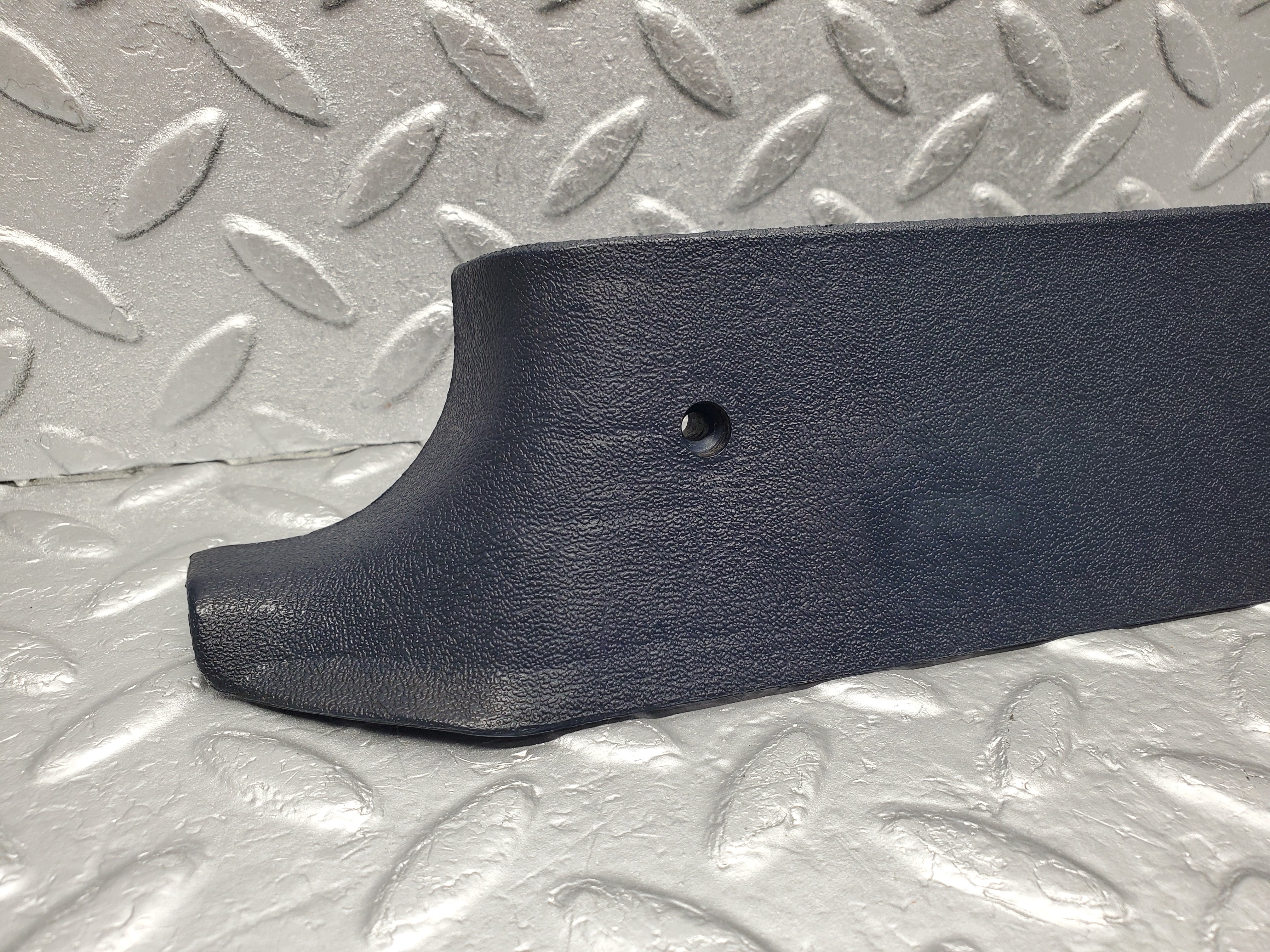 1331 Mercedes-Benz V123 240D B Pillar Bottom Cover Left Blue 1236922122