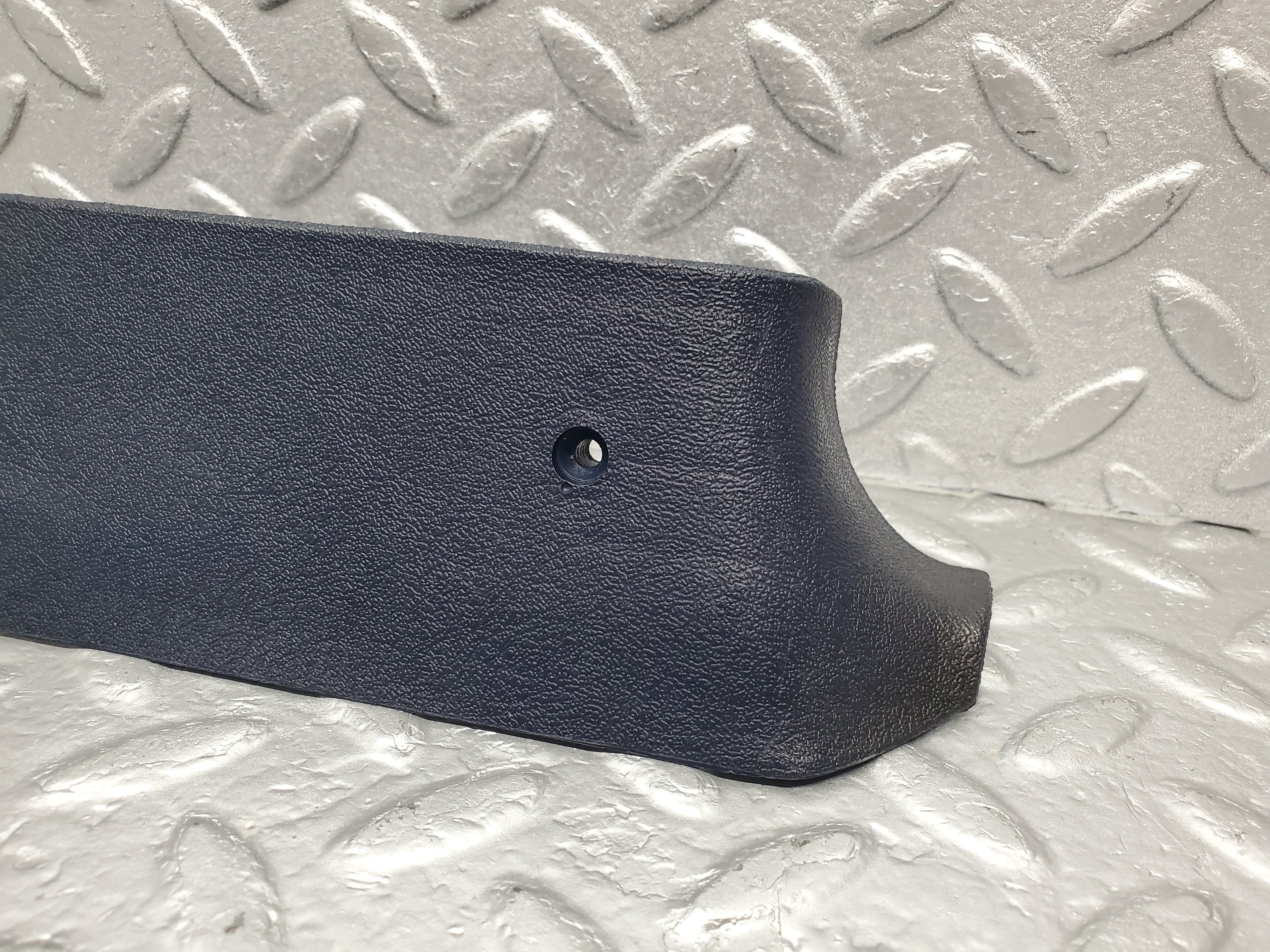 1331 Mercedes-Benz V123 240D B Pillar Bottom Cover Left Blue 1236922122