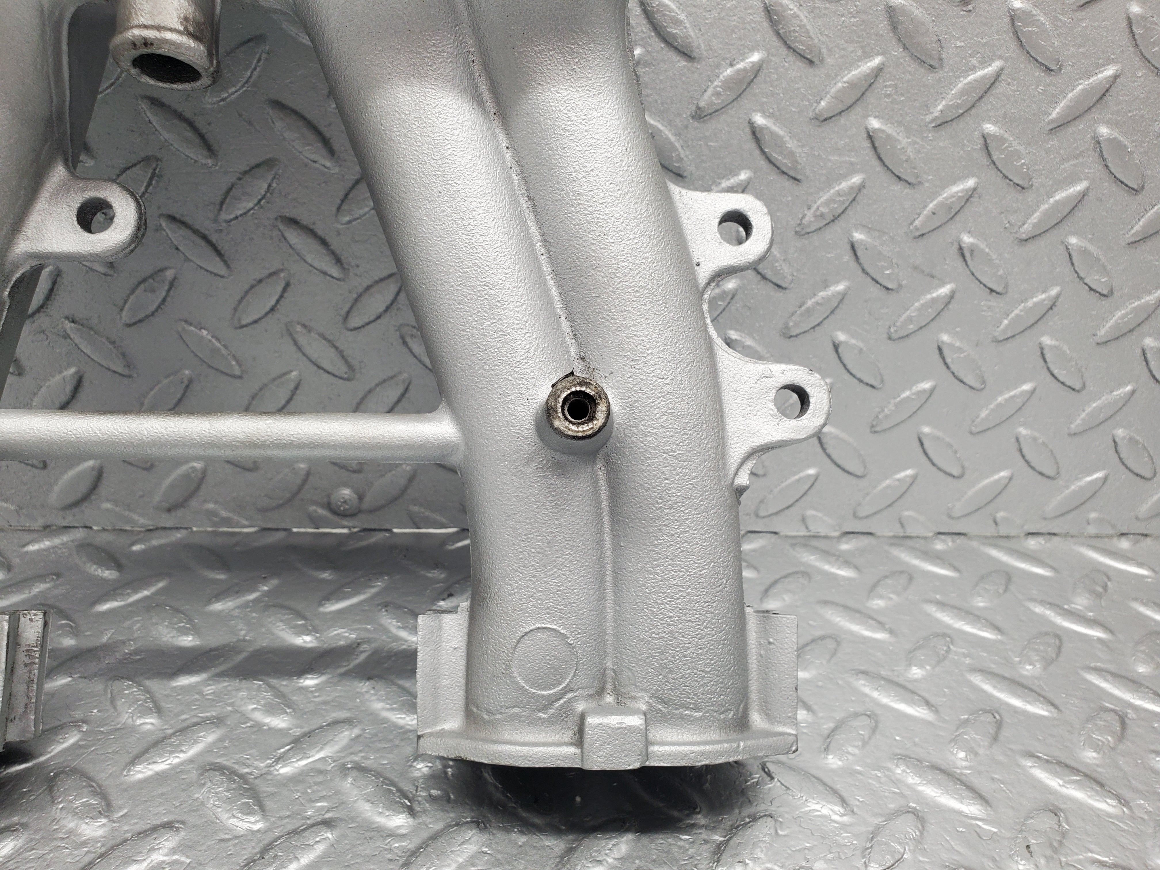 1338 Mercedes-Benz V123 240D Air Intake Manifold 6161410201