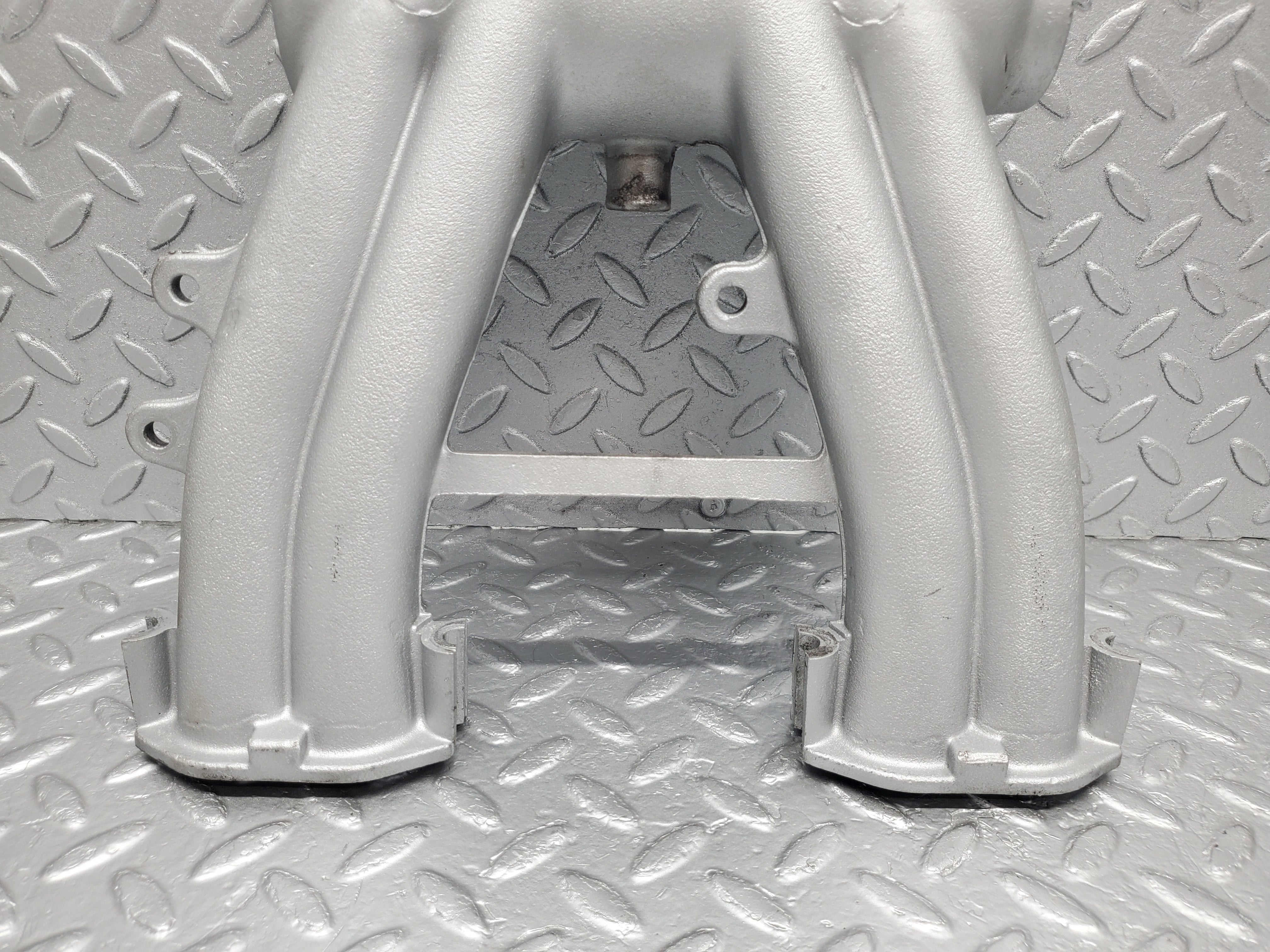 1338 Mercedes-Benz V123 240D Air Intake Manifold 6161410201