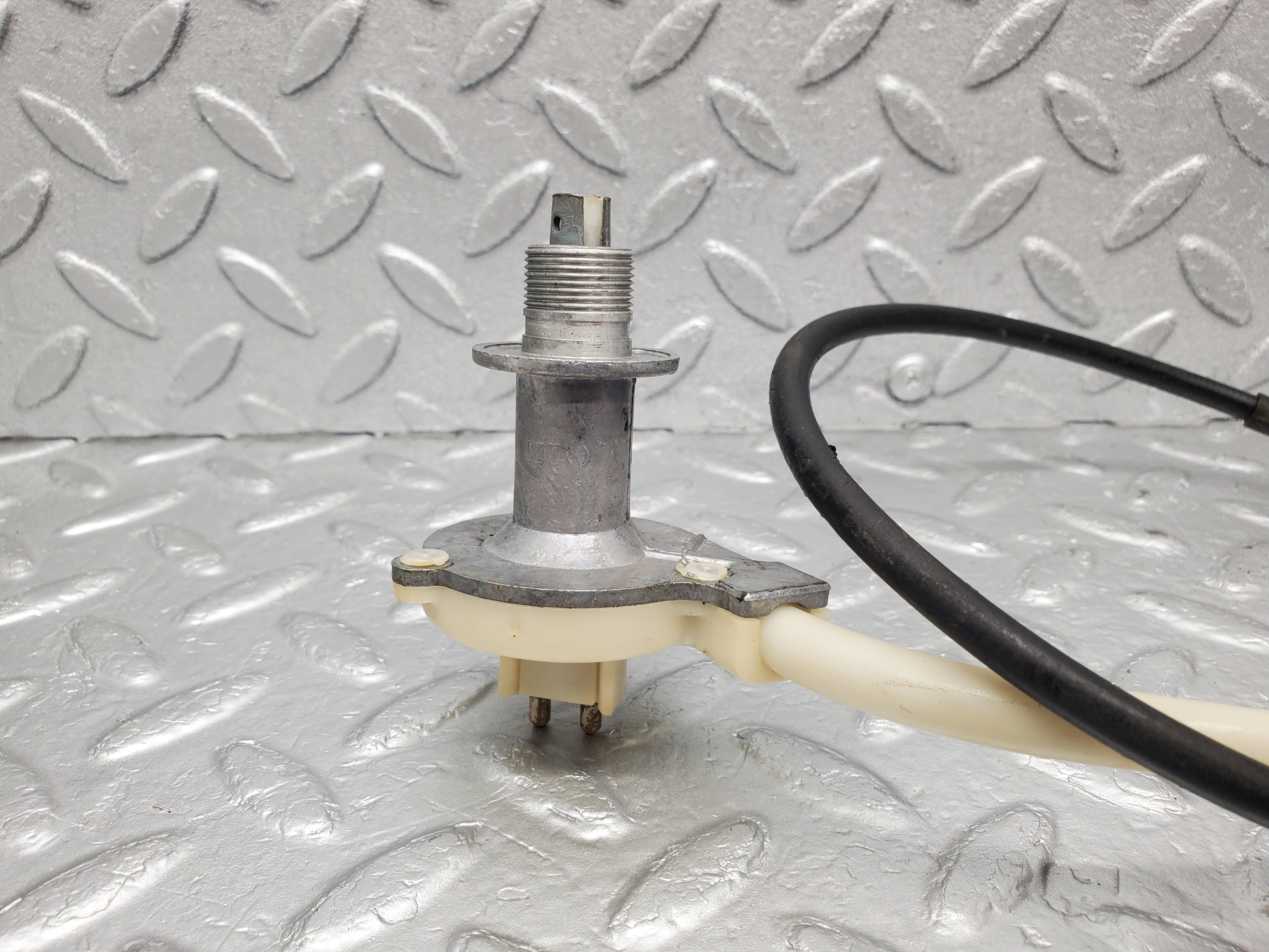 1347 Mercedes-Benz V123 240D LWB Heat Regulator Blower Regulator 1238300385