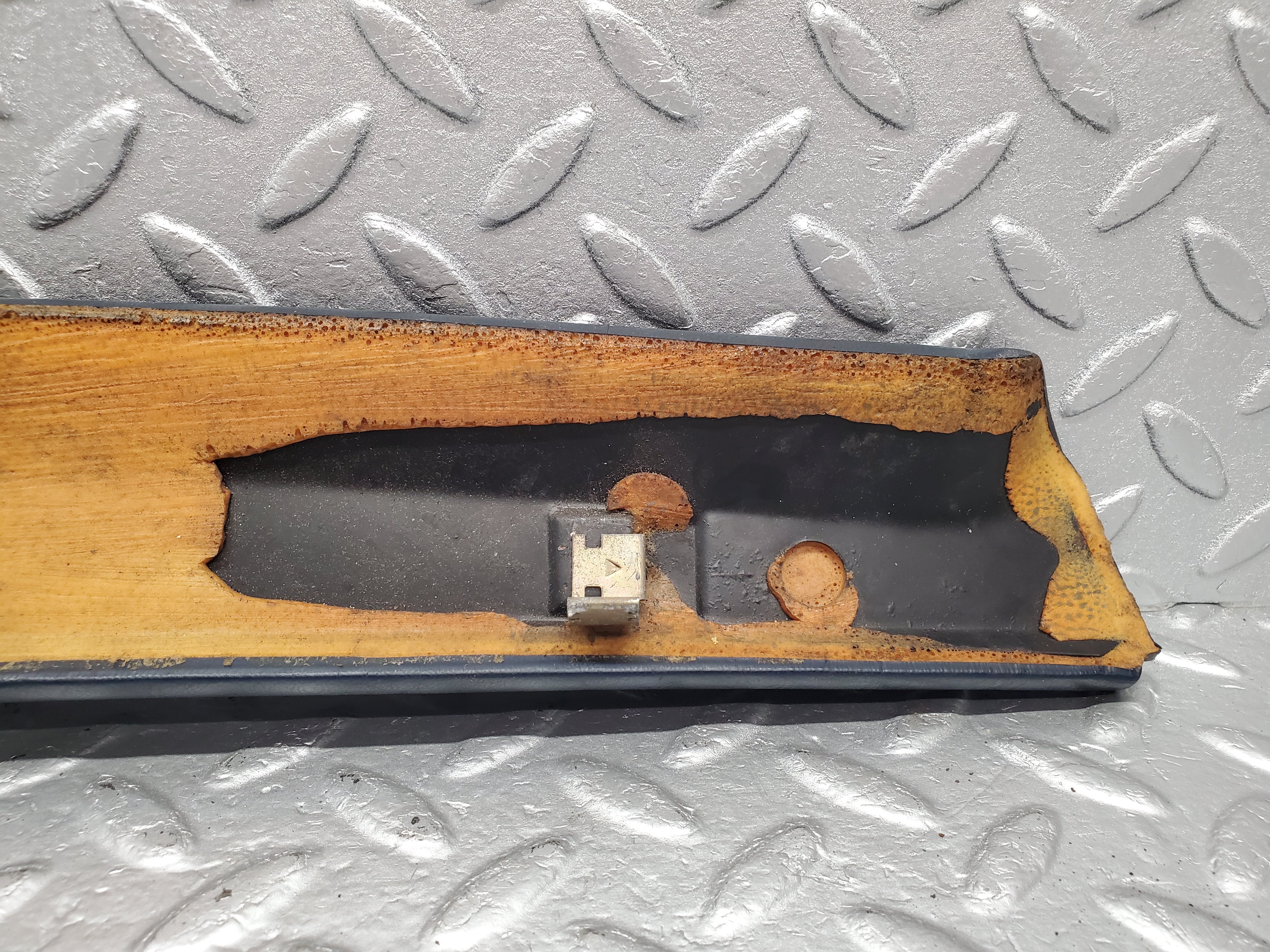 1368 Mercedes-Benz V123 240D A Pillar Cover Panel Left Side Blue