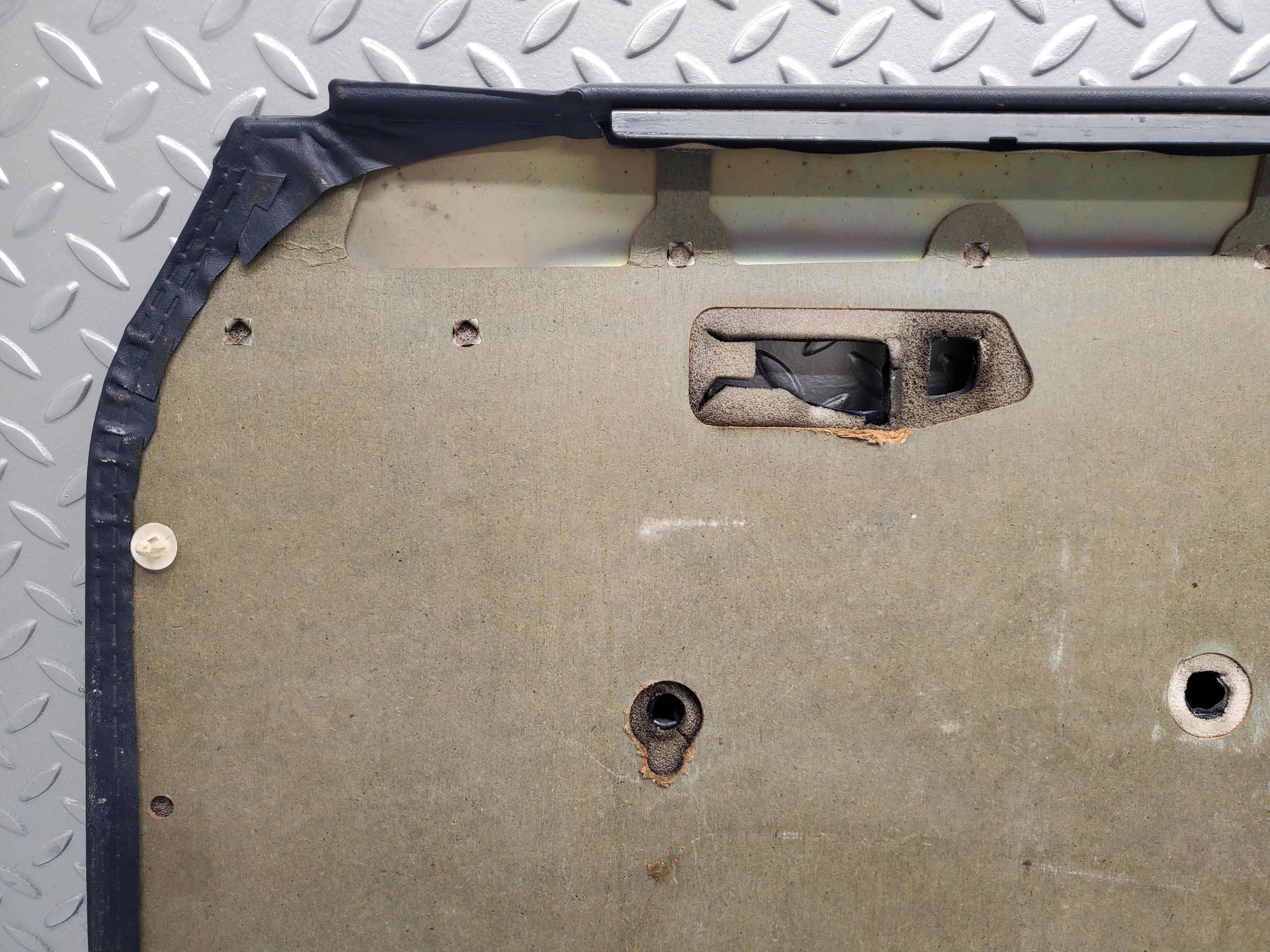 1371 Mercedes-Benz V123 240D Front Left Door Card Blue