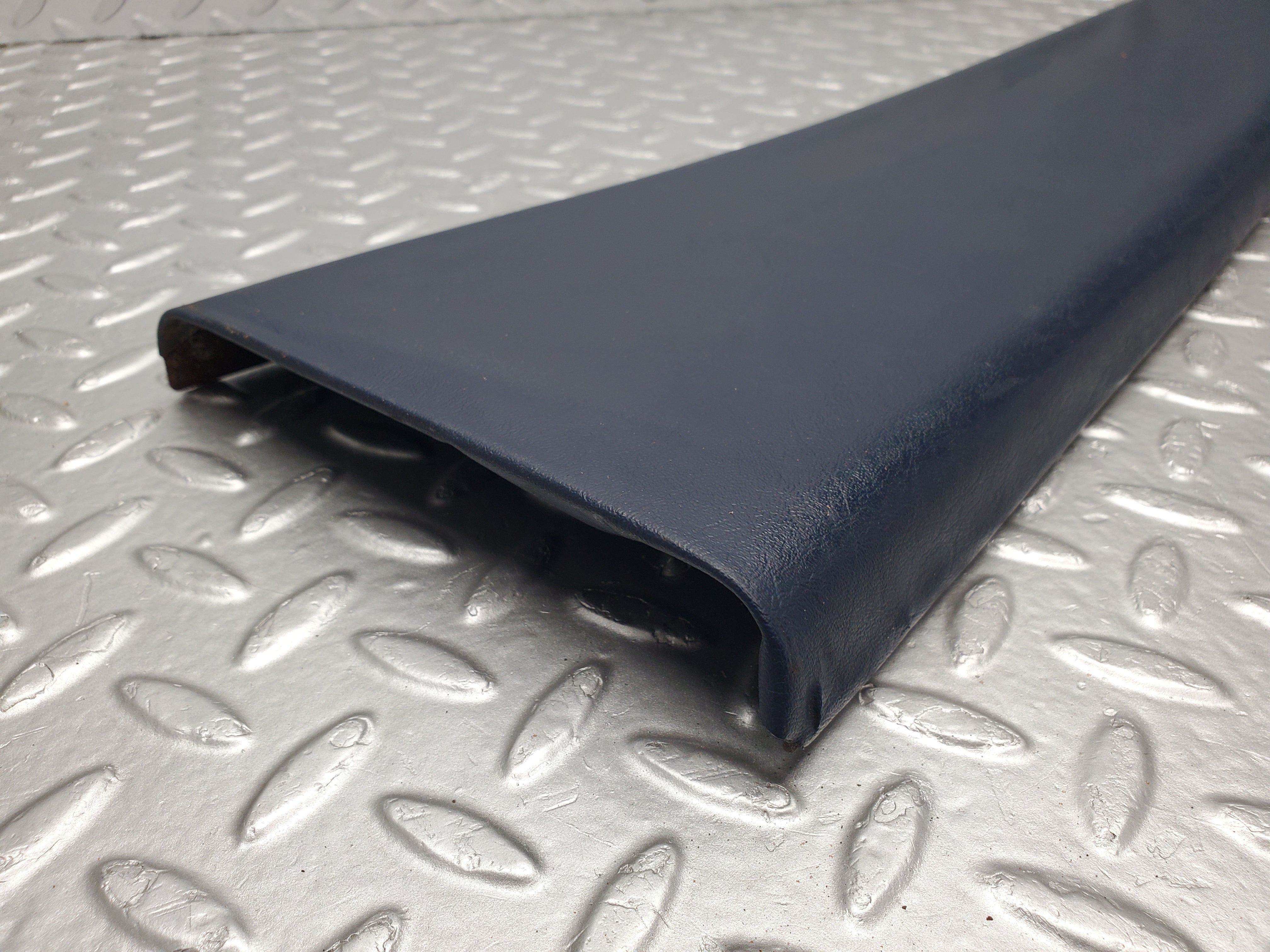 1374 Mercedes-Benz V123 240D B Pillar Cover Right Side Blue