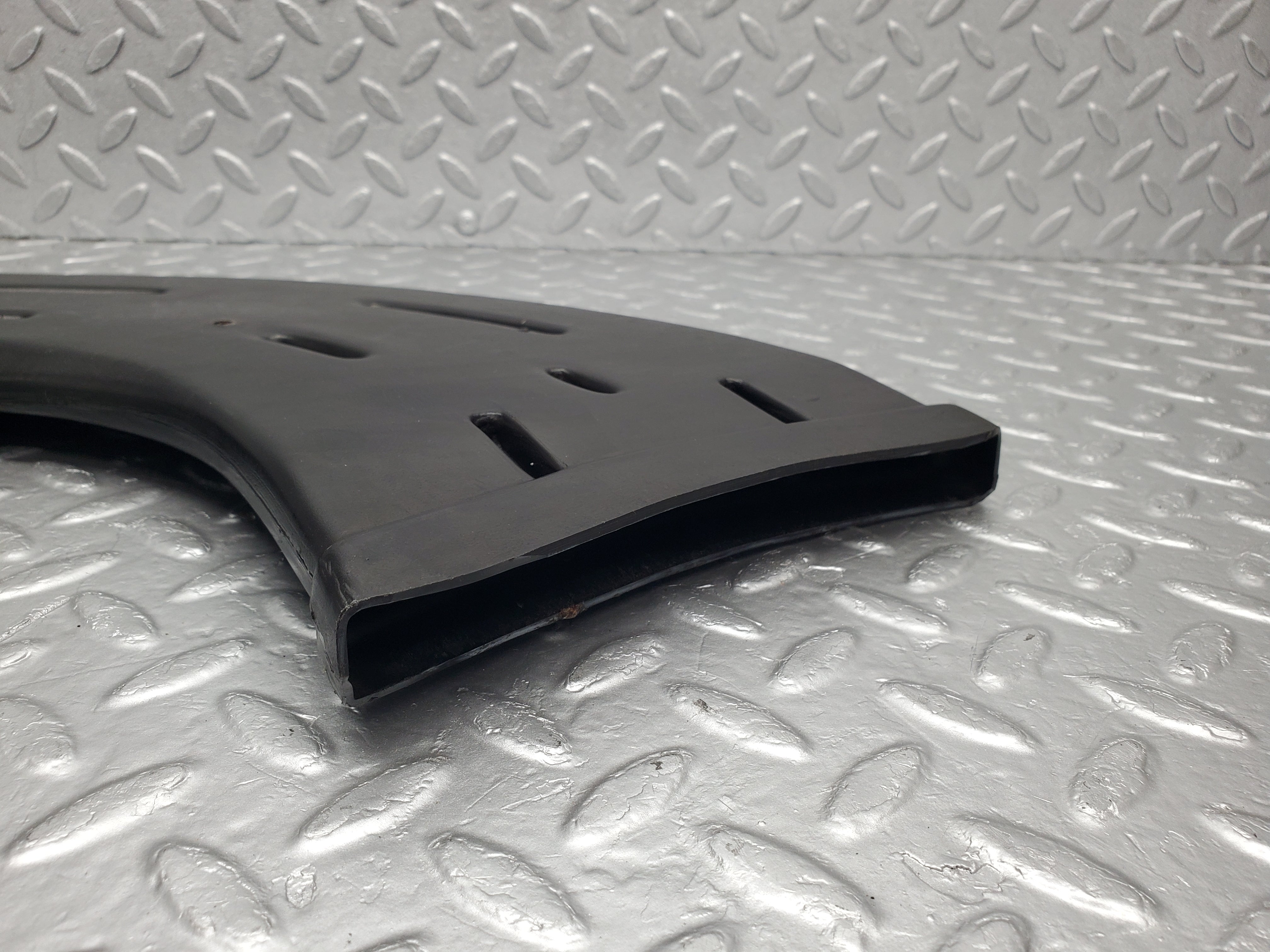 1385 Mercedes-Benz V123 240D Air Duct Heater Ventilation Right 1238311046