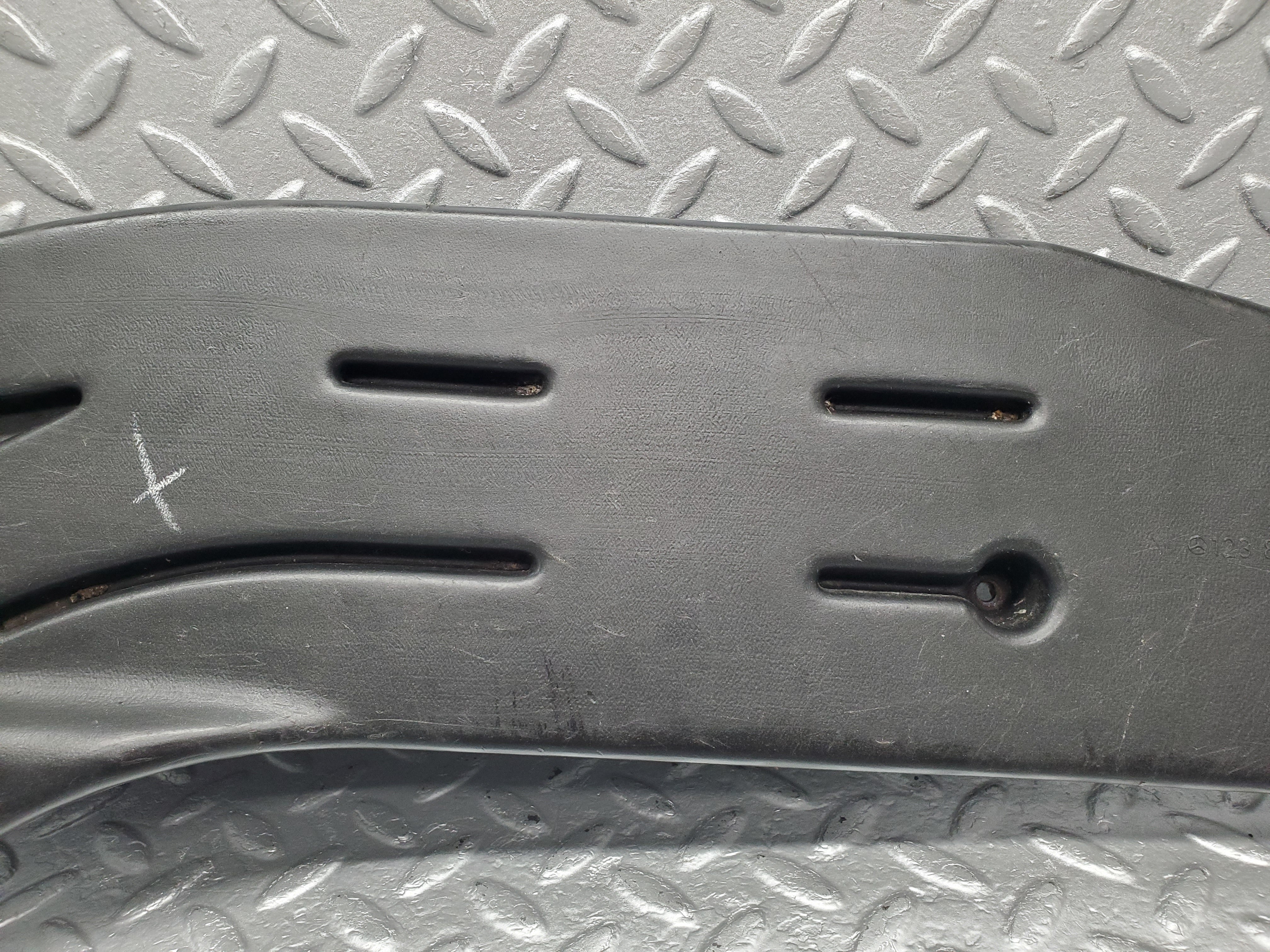 1387 Mercedes-Benz V123 240D LWB Air Duct Heater Ventilation Right 1238311246