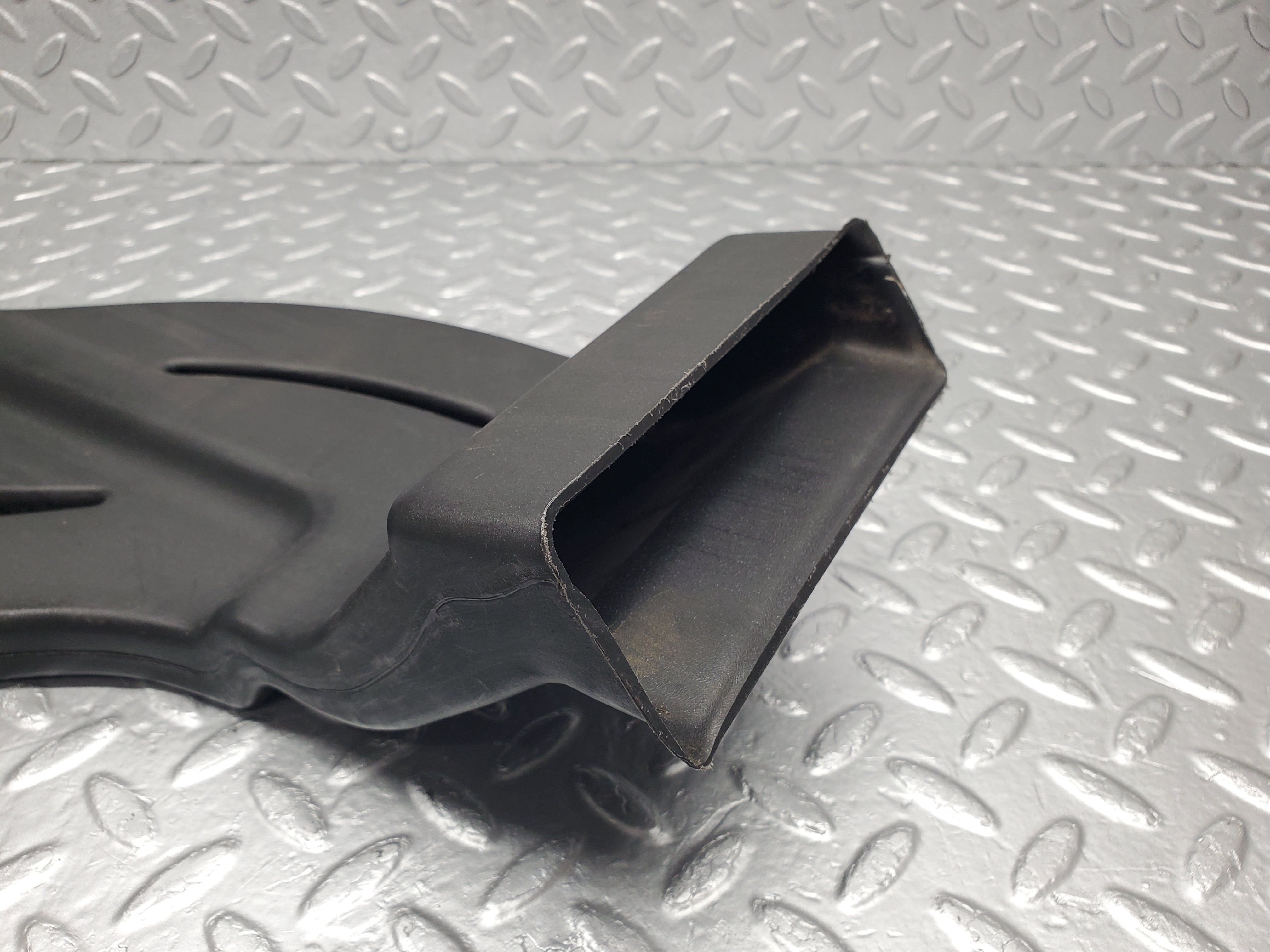 1387 Mercedes-Benz V123 240D LWB Air Duct Heater Ventilation Right 1238311246