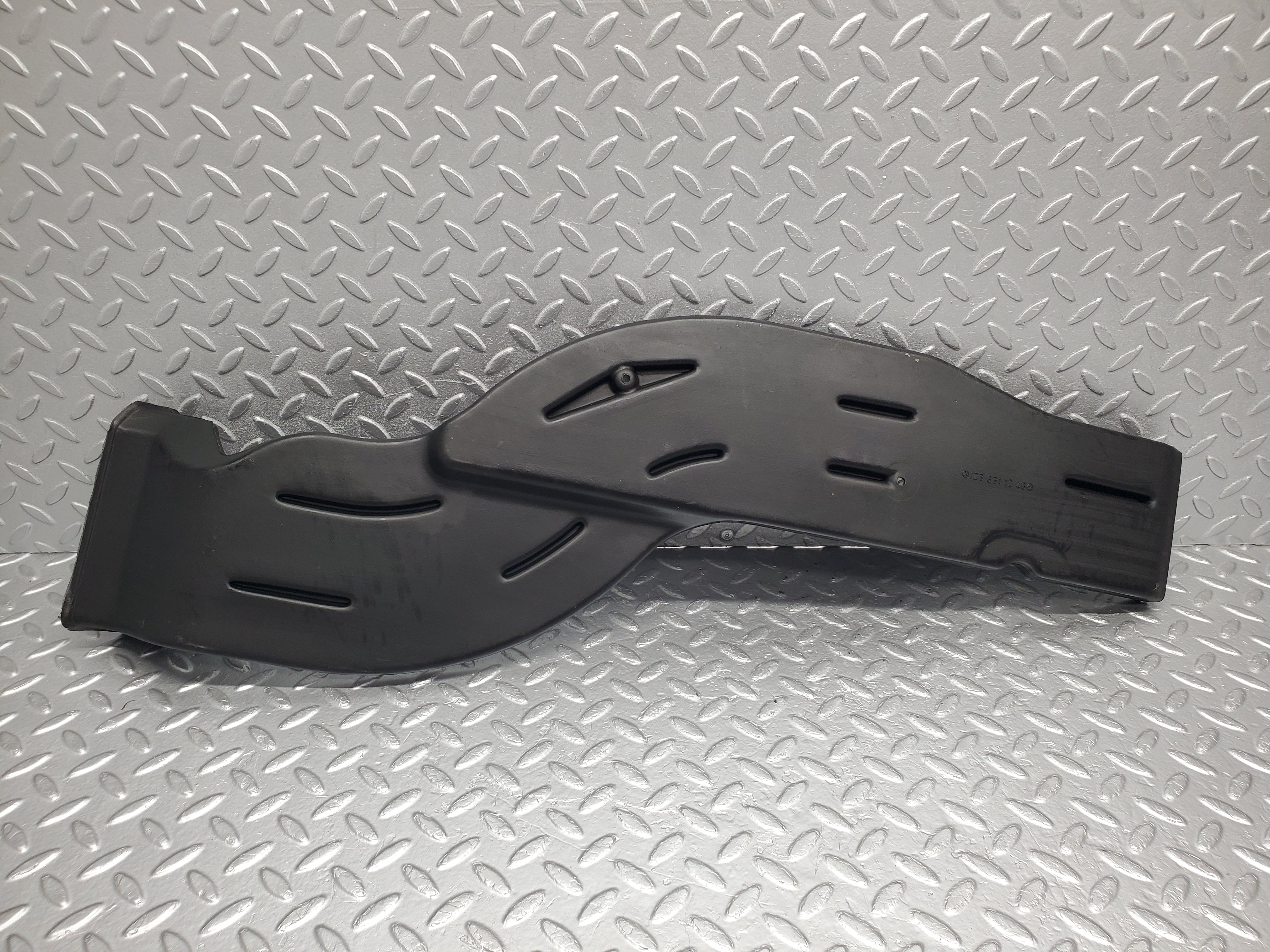 1388 Mercedes-Benz V123 240D LWB Air Duct Heater Ventilation Left 1238311246