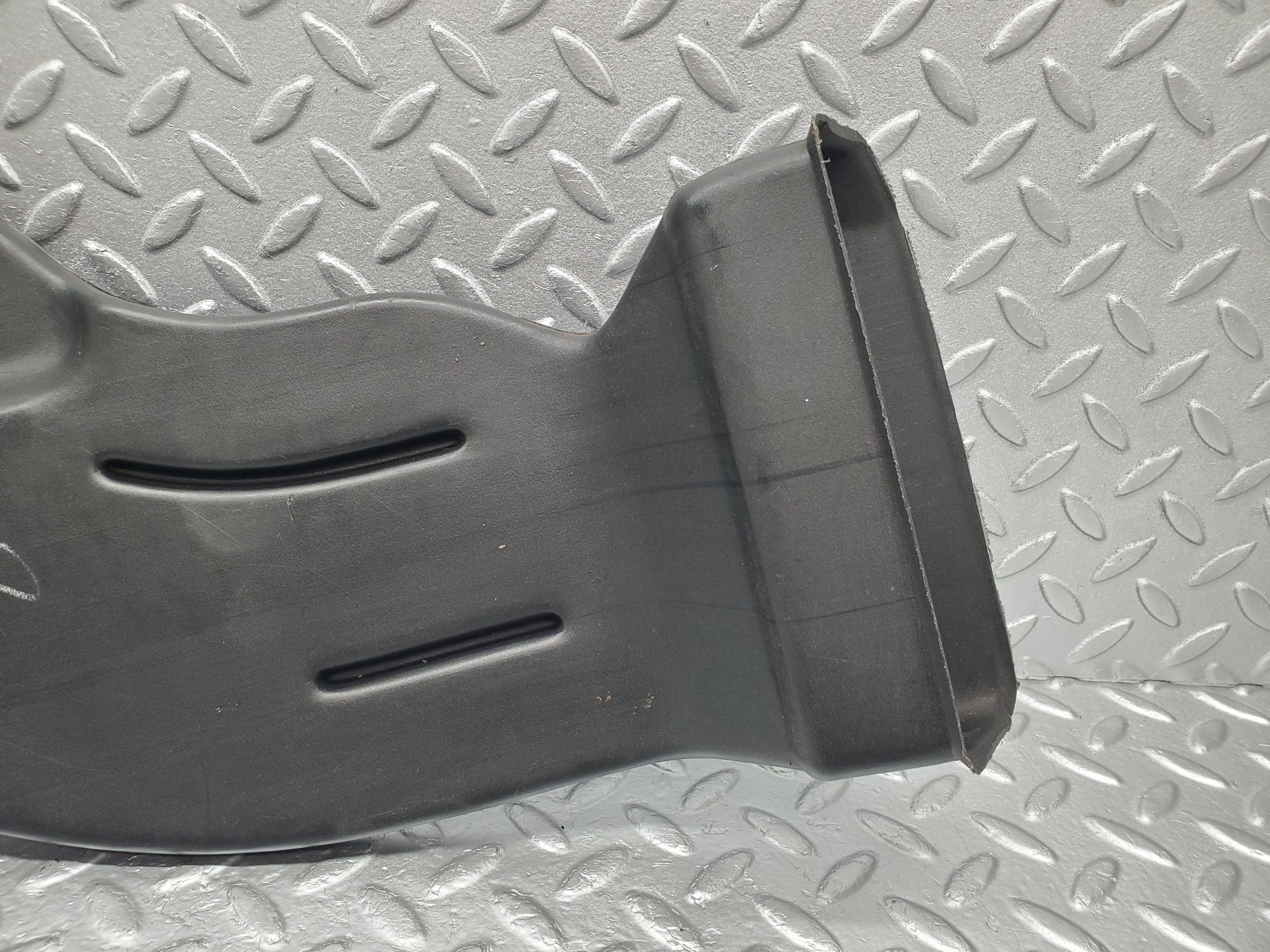 1388 Mercedes-Benz V123 240D LWB Air Duct Heater Ventilation Left 1238311246